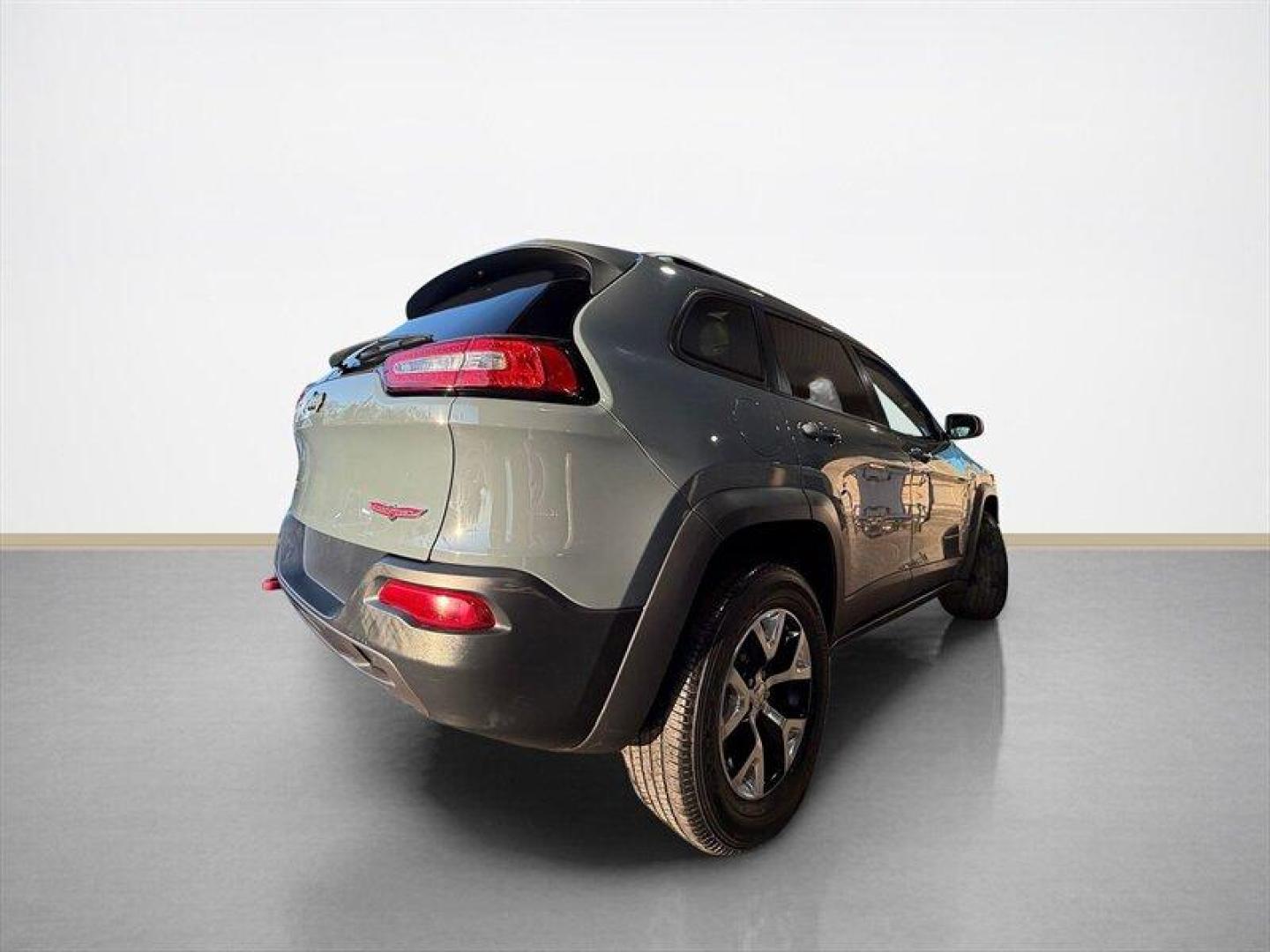 2014 Granite Crystal Metallic Clear Coat /Charcoal Jeep Cherokee Trailhawk (1C4PJMBB6EW) with an 2.4 engine, Automatic transmission, located at 25355 Eames Street, Channahon, IL, 60410, (815) 467-1807, 41.429108, -88.228432 - This 2014 Jeep Cherokee Trailhawk is built to dominate Granite Crystal Metallic Clear Coat outside, rugged black cloth inside, and a gutsy 2.4L Tigershark four-cylinder under the hood paired with Jeeps slick 9-speed automatic transmission. It hustles where others hesitate: 19 MPG city, 25 MPG highw - Photo#3