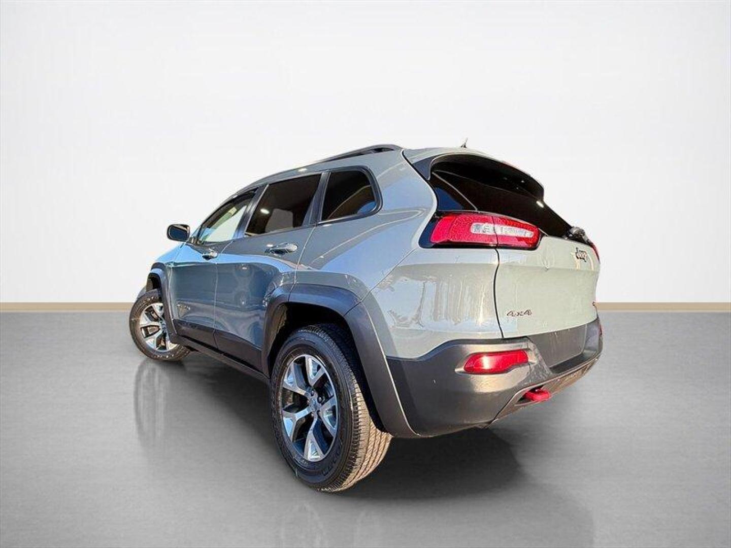 2014 Granite Crystal Metallic Clear Coat /Charcoal Jeep Cherokee Trailhawk (1C4PJMBB6EW) with an 2.4 engine, Automatic transmission, located at 25355 Eames Street, Channahon, IL, 60410, (815) 467-1807, 41.429108, -88.228432 - This 2014 Jeep Cherokee Trailhawk is built to dominate Granite Crystal Metallic Clear Coat outside, rugged black cloth inside, and a gutsy 2.4L Tigershark four-cylinder under the hood paired with Jeeps slick 9-speed automatic transmission. It hustles where others hesitate: 19 MPG city, 25 MPG highw - Photo#5