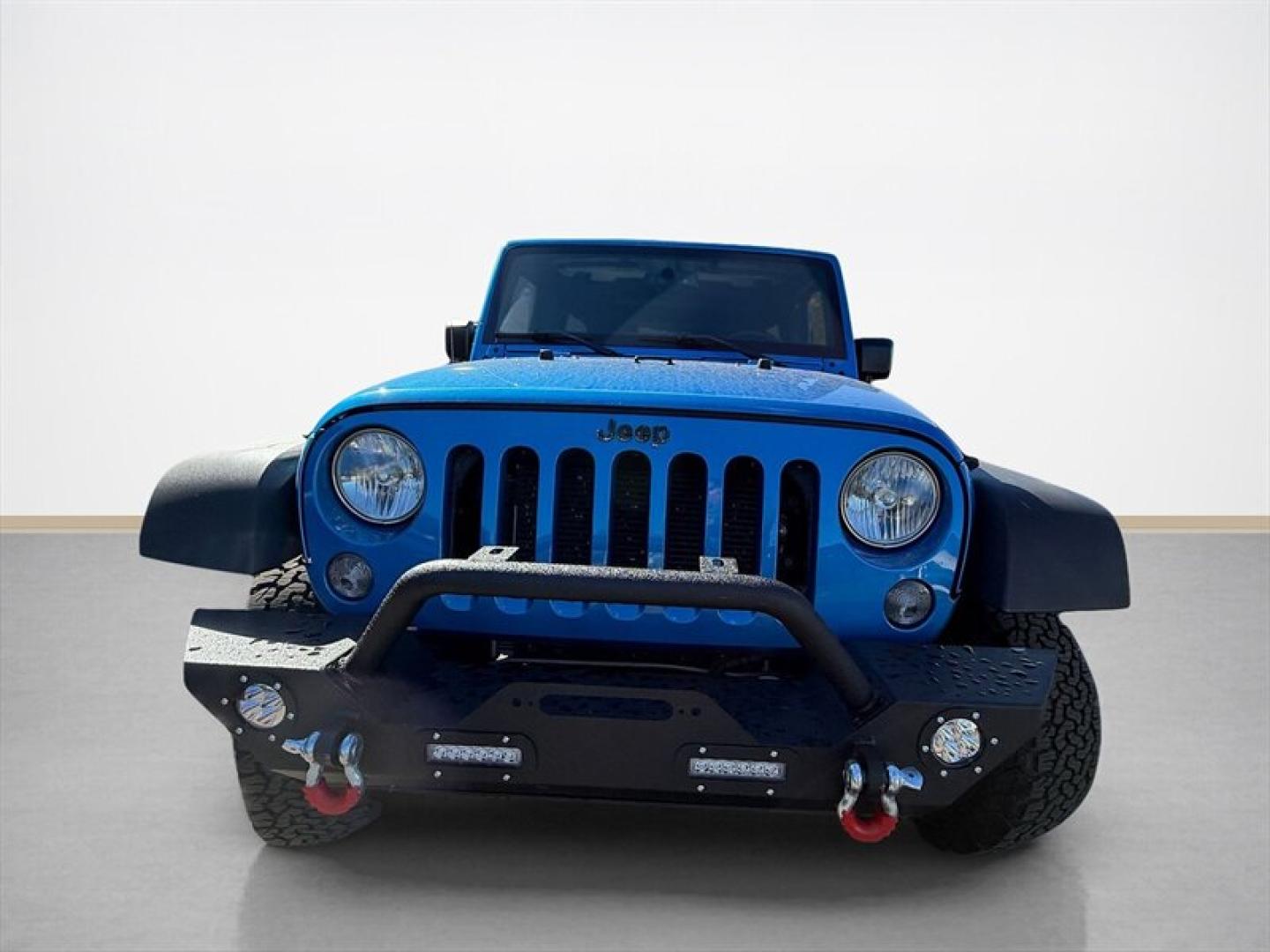 2015 Hydro Blue Pearl Coat Jeep Wrangler Unlimited Unlimited Rubicon (1C4BJWFG8FL) with an 3.6L V6 285hp 260ft. lbs. engine, Automatic transmission, located at 25355 Eames Street, Channahon, IL, 60410, (815) 467-1807, 41.429108, -88.228432 - Ready to conquer the concrete jungle *and* the off-road trails? Feast your eyes on this 2015 Jeep Wrangler Unlimited Rubicon in a show-stopping Hydro Blue Pearl Coat that screams adventure with a splash of style. Under the hood? A beastly 3.6L V6 engine flexing 285 horsepower and 260 lb-ft of torque- Photo#7