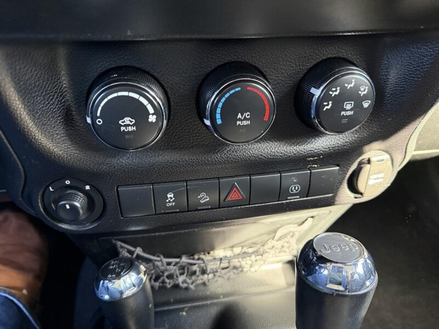 2015 Hydro Blue Pearl Coat Jeep Wrangler Unlimited Unlimited Rubicon (1C4BJWFG8FL) with an 3.6L V6 285hp 260ft. lbs. engine, Automatic transmission, located at 25355 Eames Street, Channahon, IL, 60410, (815) 467-1807, 41.429108, -88.228432 - Ready to conquer the concrete jungle *and* the off-road trails? Feast your eyes on this 2015 Jeep Wrangler Unlimited Rubicon in a show-stopping Hydro Blue Pearl Coat that screams adventure with a splash of style. Under the hood? A beastly 3.6L V6 engine flexing 285 horsepower and 260 lb-ft of torque- Photo#17