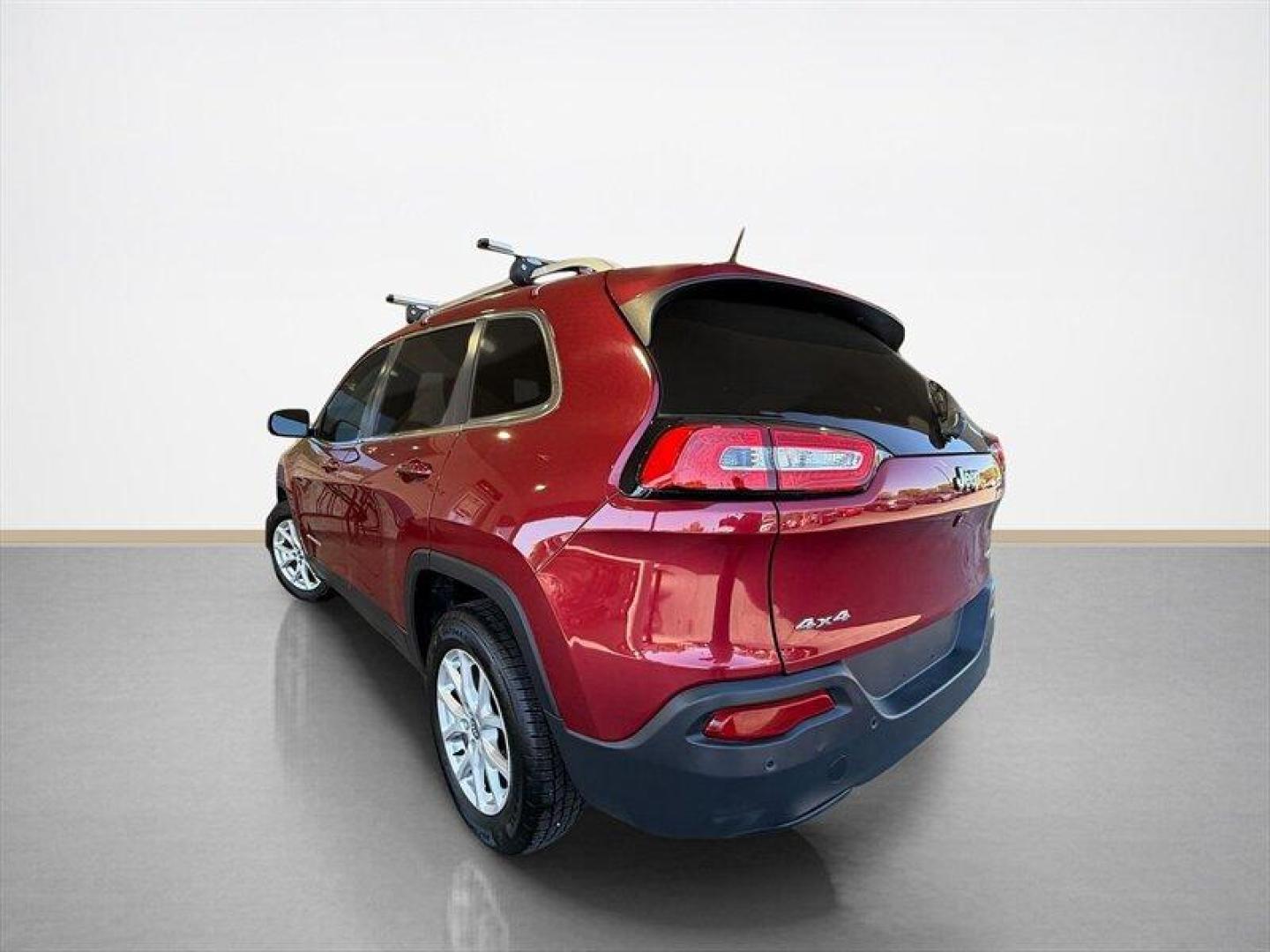 2016 Deep Cherry Red Crystal Pearl Coat Jeep Cherokee Latitude (1C4PJMCB5GW) with an 2.4 engine, Automatic transmission, located at 25355 Eames Street, Channahon, IL, 60410, (815) 467-1807, 41.429108, -88.228432 - Meet your next I actually have my life together ride: a 2016 Jeep Cherokee Latitude dressed in Deep Cherry Red Crystal Pearl Coat with a sleek Black interior and a sunroof that says, Yes, Ill be fabulous in the rain. Under the hood its powered by the reliable 2.4-liter four-cylinder that balances ev - Photo#5