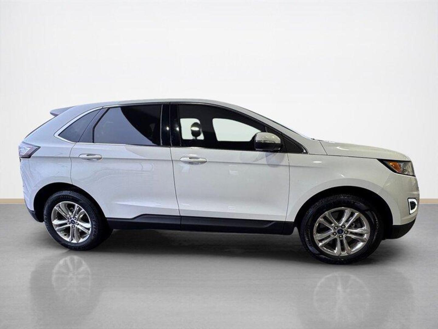 2015 Oxford White Ford Edge SEL (2FMTK4J9XFB) with an EcoBoost 2.0L Turbo I4 245hp 275ft. lbs. engine, Automatic transmission, located at 25355 Eames Street, Channahon, IL, 60410, (815) 467-1807, 41.429108, -88.228432 - This 2015 Ford Edge SEL offers a perfect combination of comfort, versatility, and everyday practicality. Taken in as a local trade-in, this Edge has been well cared for and is ready for its next owner. With its confident styling and smooth ride, its an excellent choice for families, commuters, or an - Photo#1