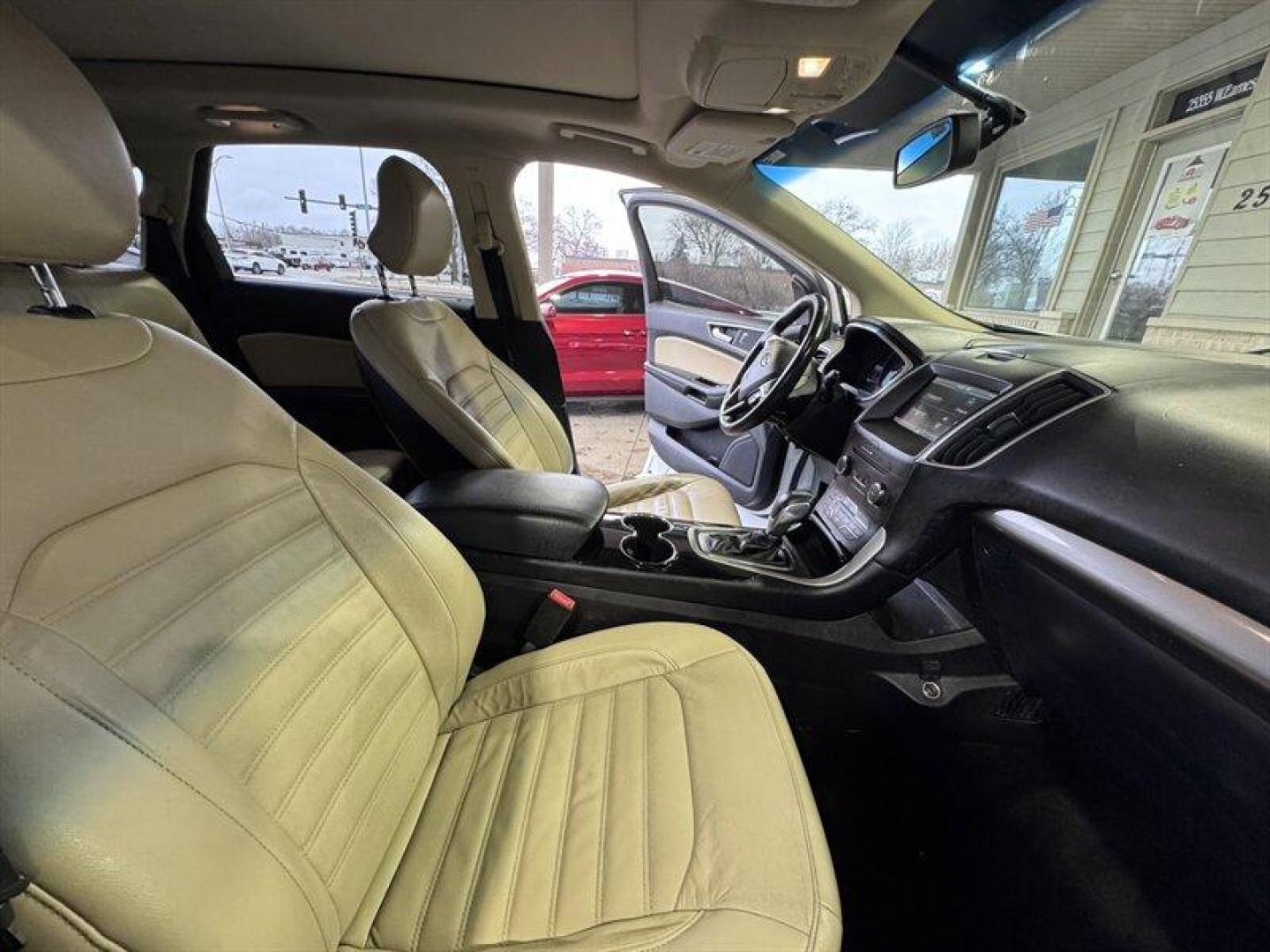 2015 Oxford White Ford Edge SEL (2FMTK4J9XFB) with an EcoBoost 2.0L Turbo I4 245hp 275ft. lbs. engine, Automatic transmission, located at 25355 Eames Street, Channahon, IL, 60410, (815) 467-1807, 41.429108, -88.228432 - This 2015 Ford Edge SEL offers a perfect combination of comfort, versatility, and everyday practicality. Taken in as a local trade-in, this Edge has been well cared for and is ready for its next owner. With its confident styling and smooth ride, its an excellent choice for families, commuters, or an - Photo#14