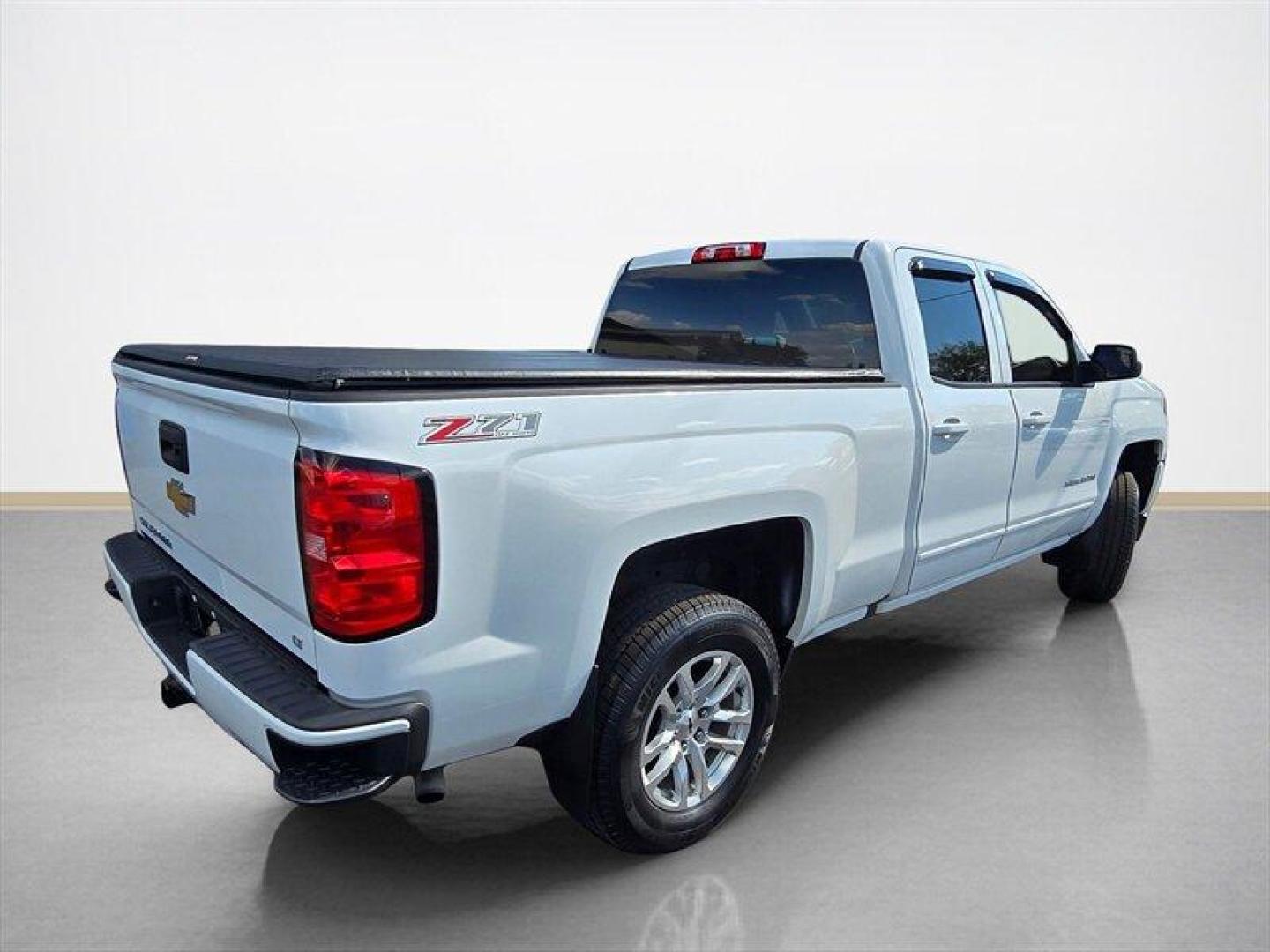 2016 Summit White Chevrolet Silverado 1500 LT LT2 (1GCVKREC6GZ) with an 5.3 engine, Automatic transmission, located at 25355 Eames Street, Channahon, IL, 60410, (815) 467-1807, 41.429108, -88.228432 - Photo#3