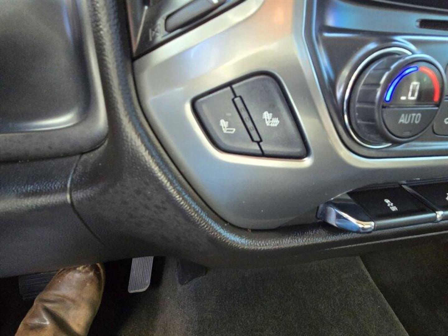 2016 Summit White Chevrolet Silverado 1500 LT LT2 (1GCVKREC6GZ) with an 5.3 engine, Automatic transmission, located at 25355 Eames Street, Channahon, IL, 60410, (815) 467-1807, 41.429108, -88.228432 - Photo#18