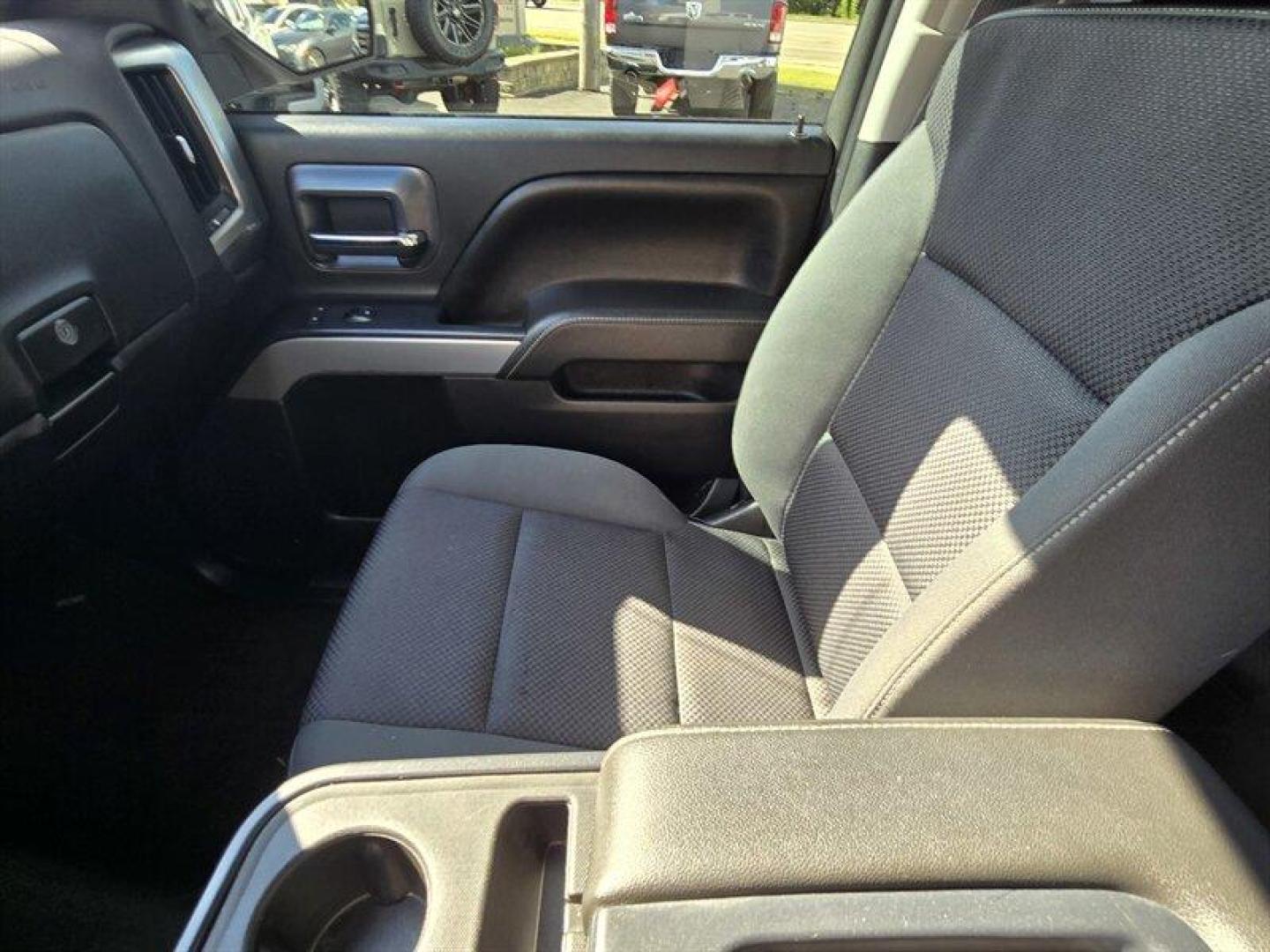 2016 Summit White Chevrolet Silverado 1500 LT LT2 (1GCVKREC6GZ) with an 5.3 engine, Automatic transmission, located at 25355 Eames Street, Channahon, IL, 60410, (815) 467-1807, 41.429108, -88.228432 - Photo#21