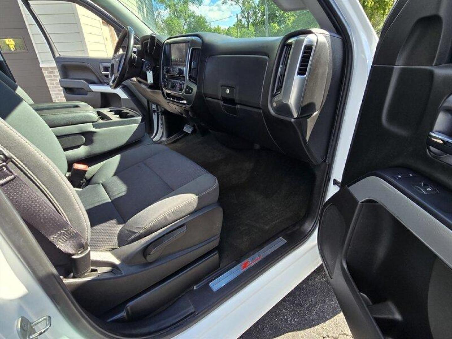 2016 Summit White Chevrolet Silverado 1500 LT LT2 (1GCVKREC6GZ) with an 5.3 engine, Automatic transmission, located at 25355 Eames Street, Channahon, IL, 60410, (815) 467-1807, 41.429108, -88.228432 - Photo#26