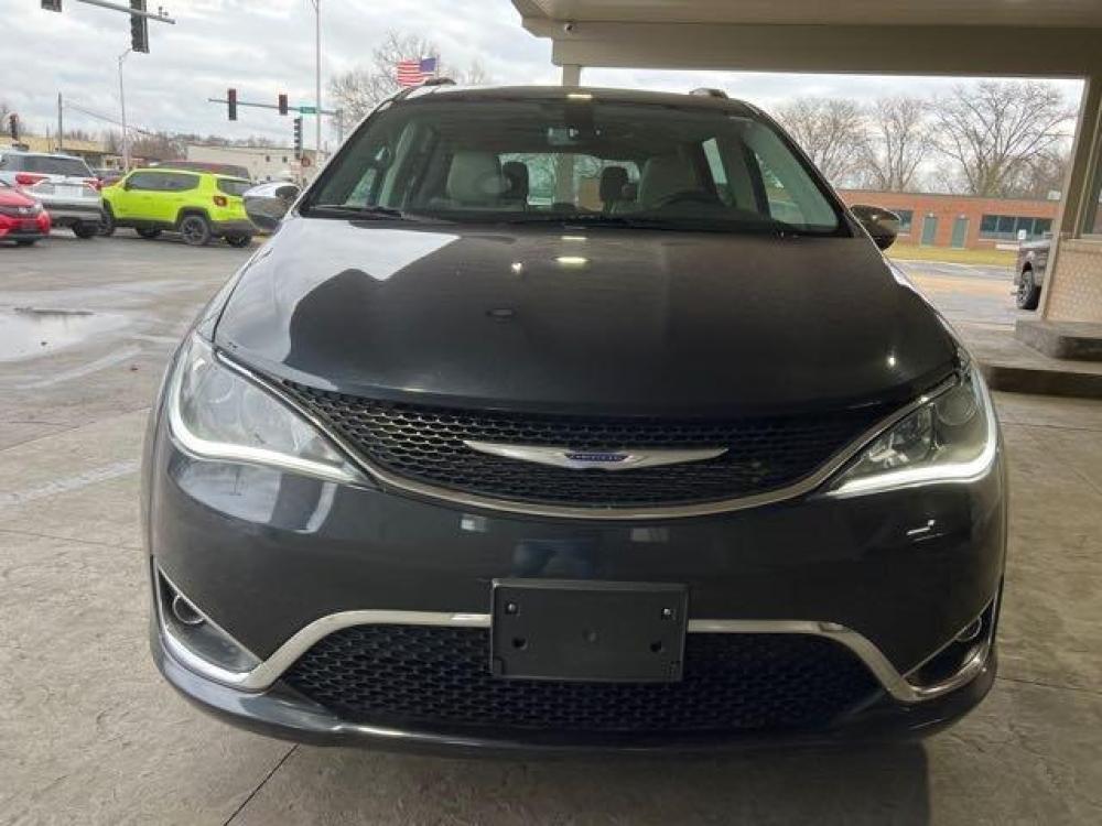 2020 Granite Crystal Metallic Clear Coat Chrysler Pacifica Limited (2C4RC1GG6LR) with an Pentastar 3.6L V6 287hp 262ft. lbs. engine, Automatic transmission, located at 25355 Eames Street, Channahon, IL, 60410, (815) 467-1807, 41.429108, -88.228432 - Photo #7