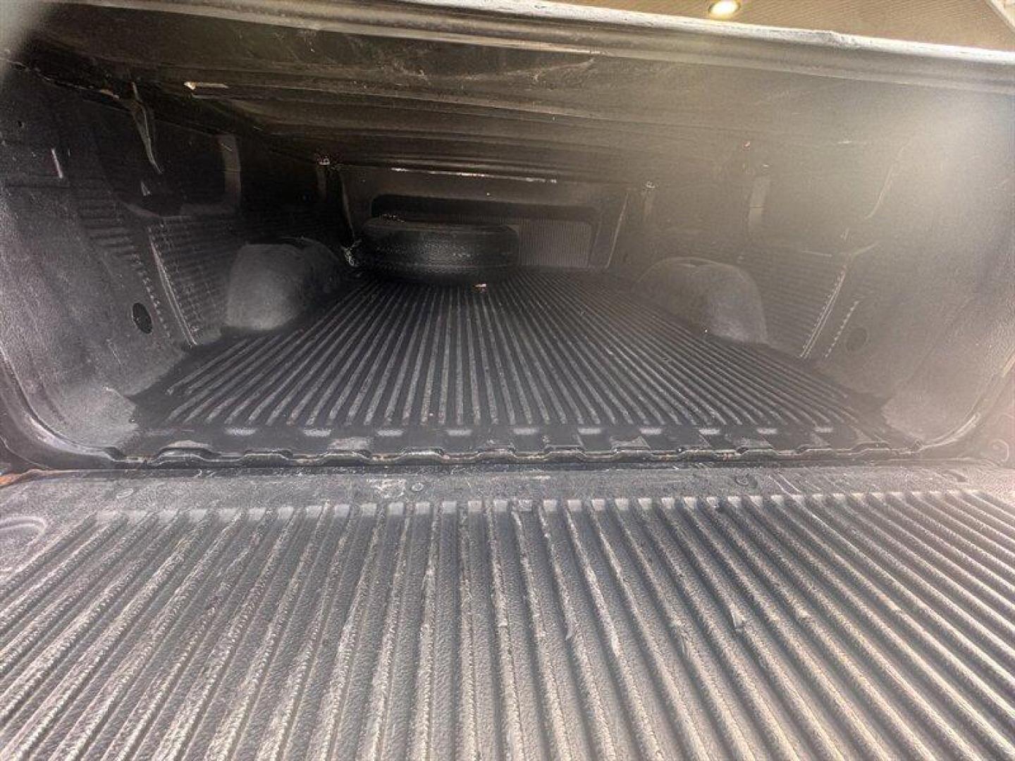 2013 Black Chevrolet Silverado 1500 LT (1GCRCSE07DZ) with an Vortec 5.3L Flex Fuel V8 315hp 335ft. lbs. engine, Automatic transmission, located at 25355 Eames Street, Channahon, IL, 60410, (815) 467-1807, 41.429108, -88.228432 - Introducing the powerhouse of pickups: the 2013 Chevrolet Silverado 1500 LT, where rugged capability meets undeniable style. Under the hood, this beast is equipped with a robust Vortec 5.3L Flex Fuel V8 engine, delivering an exhilarating 315 horsepower and a staggering 335 ft-lbs of torque. This mea - Photo#26
