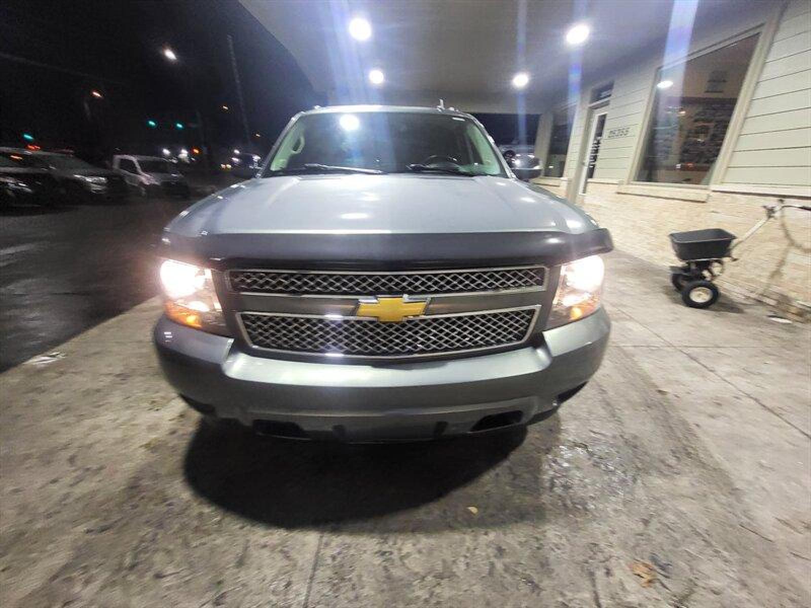 2011 Steel Green Metallic Chevrolet Avalanche LTZ (3GNTKGE3XBG) with an 5.3 engine, Automatic transmission, located at 25355 Eames Street, Channahon, IL, 60410, (815) 467-1807, 41.429108, -88.228432 - CLEAN LOCAL TRADE! *COMING SOON, CALL TODAY TO BE NOTIFIED WHEN IT IS READY* If you're ready for a different, no hassle and pleasant car buying experience, then give us a chance! We're breaking the standard Car Sales mold and making one of our very own you'll be sure to appreciate! So, why buy from - Photo #7