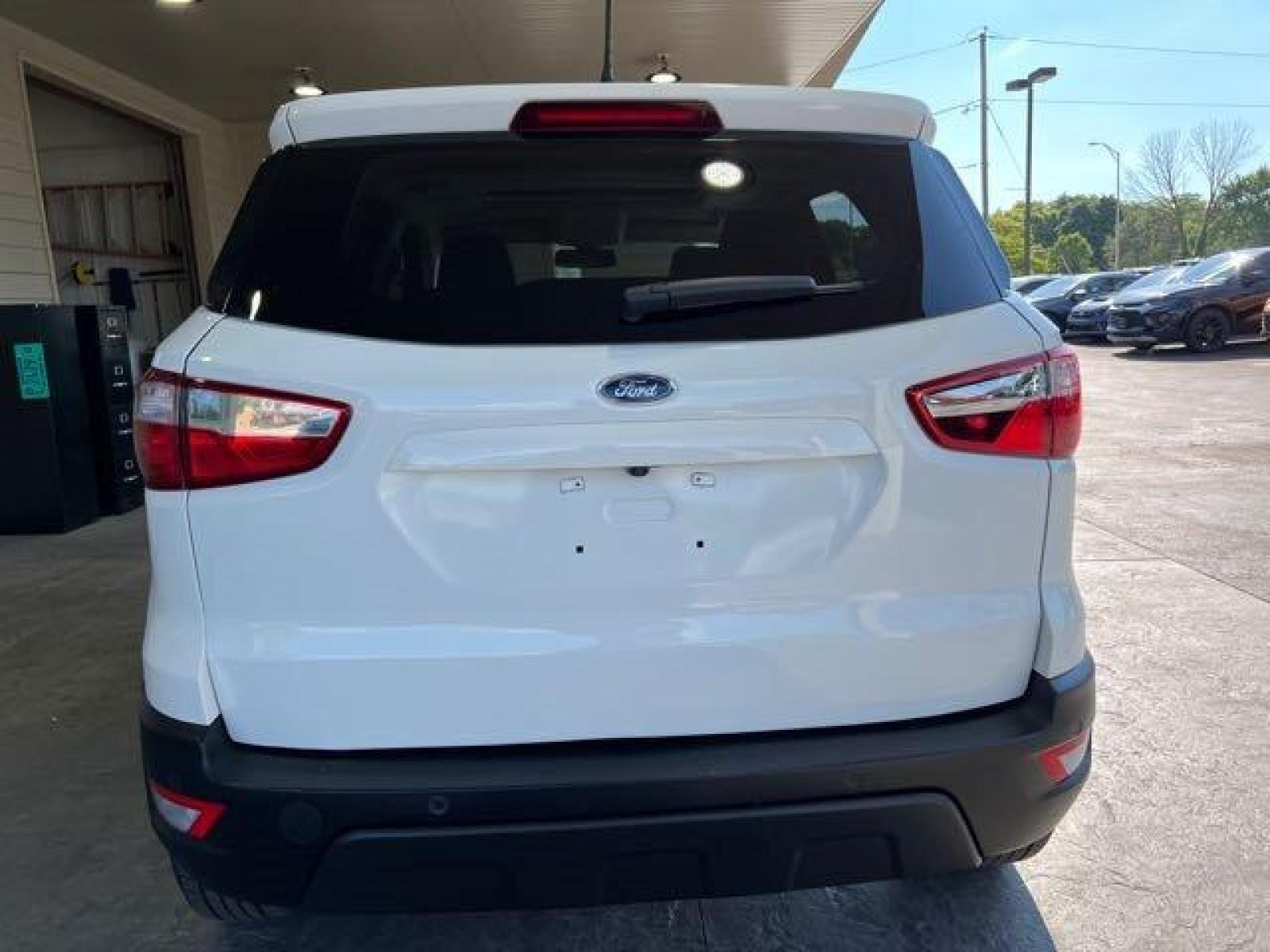 2019 White Platinum Metallic Tri-Coat Ford EcoSport SE (MAJ6S3GL2KC) with an 2.0L I4 166hp 149ft. lbs. engine, Automatic transmission, located at 25355 Eames Street, Channahon, IL, 60410, (815) 467-1807, 41.429108, -88.228432 - Photo #3