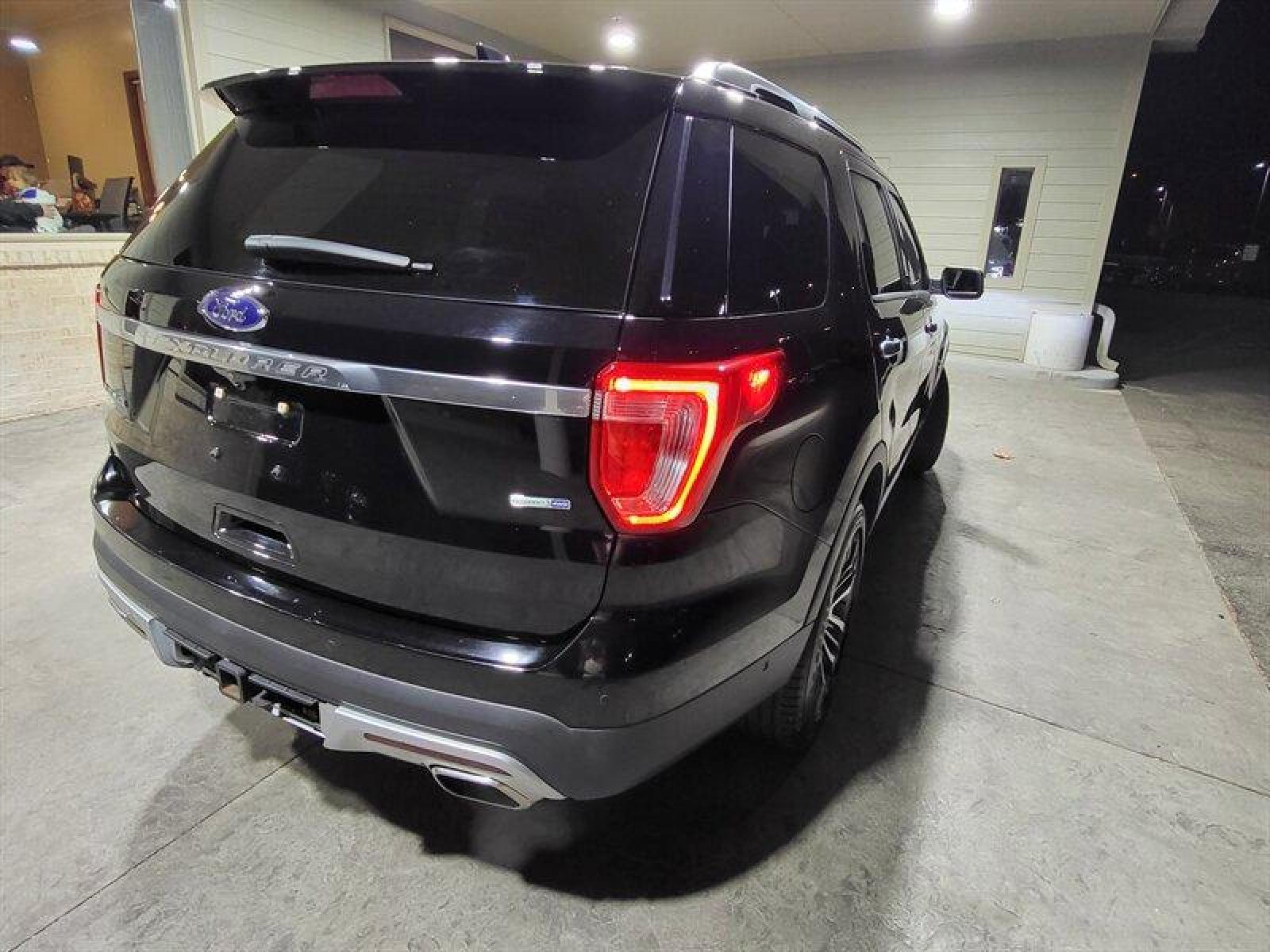 2016 Shadow Black Ford Explorer Platinum (1FM5K8HT8GG) with an EcoBoost 3.5L Twin Turbo V6 365hp 350ft. lbs. engine, Automatic transmission, located at 25355 Eames Street, Channahon, IL, 60410, (815) 467-1807, 41.429108, -88.228432 - Photo #6