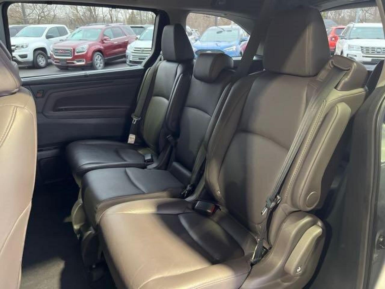 2020 Lunar Silver Metallic Honda Odyssey EX-L (5FNRL6H78LB) with an 3.5L V6 280hp 262ft. lbs. engine, Automatic transmission, located at 25355 Eames Street, Channahon, IL, 60410, (815) 467-1807, 41.429108, -88.228432 - CLEAN LOW MILE FAMILY RIDE! WARRANTY REMAINS! HEATED LEATHER! SUNROOF! 8 PASSENGER! REMOTE START! POWER DOORS! Auto, all power, tilt, cruise, a/c, alloy wheels, keyless entry and more! If youre ready for a different, no hassle and pleasant car buying experience, then give us a chance! Were breaking - Photo #13