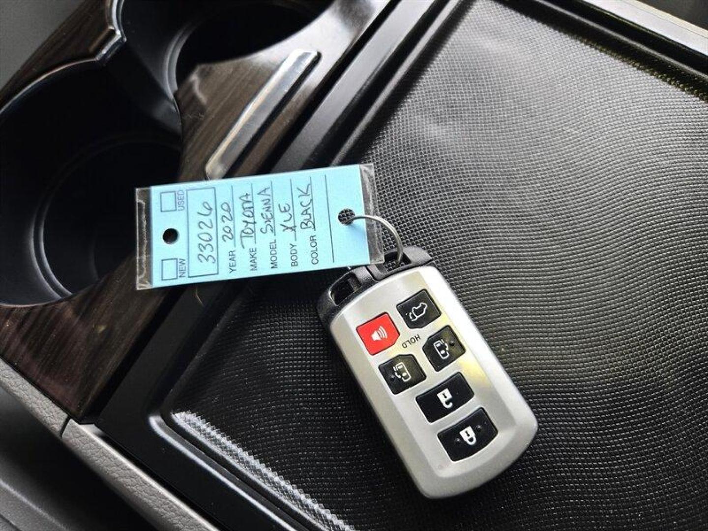 2020 Midnight Black Metallic Toyota Sienna XLE 8 Passenger (5TDYZ3DC1LS) with an 3.5 engine, Automatic transmission, located at 25355 Eames Street, Channahon, IL, 60410, (815) 467-1807, 41.429108, -88.228432 - Photo#26
