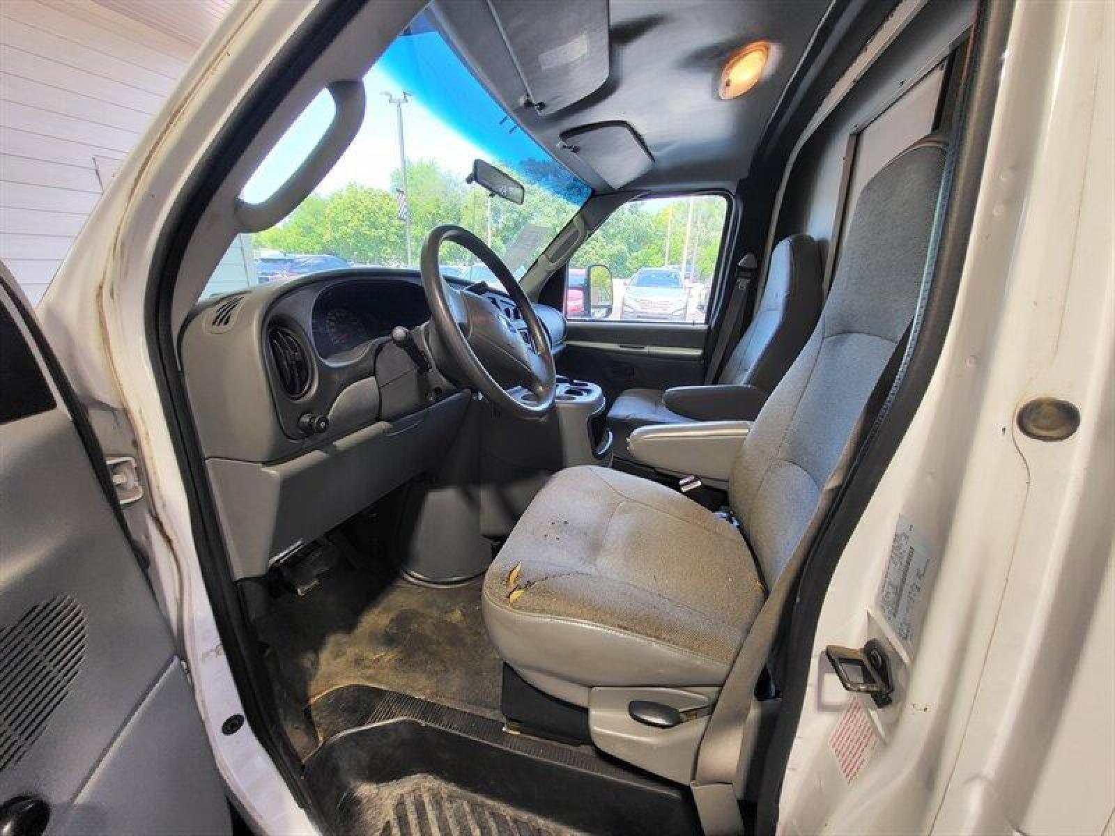 2003 White Ford E-Series Van E350 (1FDWE35L03H) with an 5.4 V8 engine, located at 25355 Eames Street, Channahon, IL, 60410, (815) 467-1807, 41.429108, -88.228432 - ** 10 FOOT BOX TRUCK PRICED TO MOVE. ** BOX DIMENSIONS 10 FOOT LONG X 94 INCES WIDE X 80 INCHES TALL. RUNS AND DRIVES, NEEDS EXHAUST WORK, CAT CONVERTERS, REAR OVERHEAD DOOR WORKS BUT A LITTLE ROUGH. If you're ready for a different, no hassle and pleasant car buying experience, then give us a chanc - Photo #16