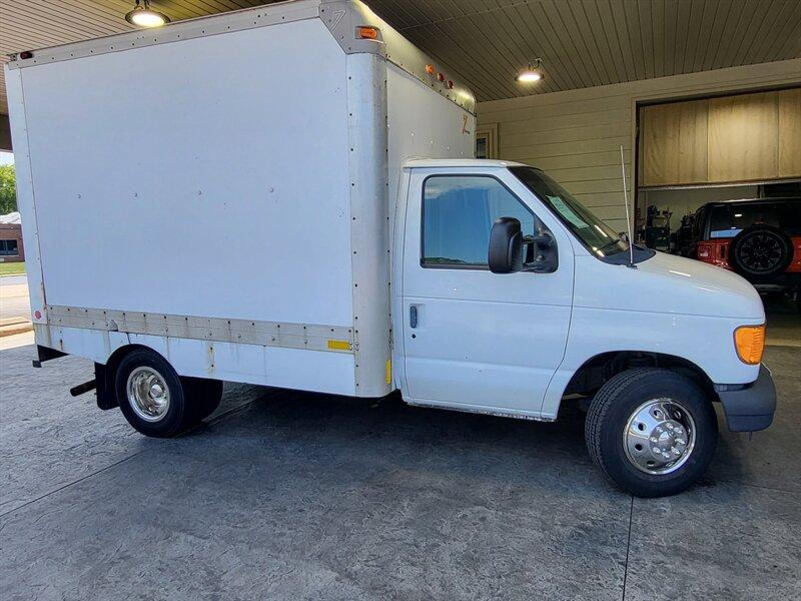 2003 White Ford E-Series Van Standard Cutaway (1FDWE35L03H) with an 5.4 V8 engine, Automatic transmission, located at 25355 Eames Street, Channahon, IL, 60410, (815) 467-1807, 41.429108, -88.228432 - ** 10 FOOT BOX TRUCK PRICED TO MOVE. ** BOX DIMENSIONS 10 FOOT LONG X 94 INCES WIDE X 80 INCHES TALL. RUNS AND DRIVES, NEEDS EXHAUST WORK, CAT CONVERTERS, REAR OVERHEAD DOOR WORKS BUT A LITTLE ROUGH. If you're ready for a different, no hassle and pleasant car buying experience, then give us a chanc - Photo #1