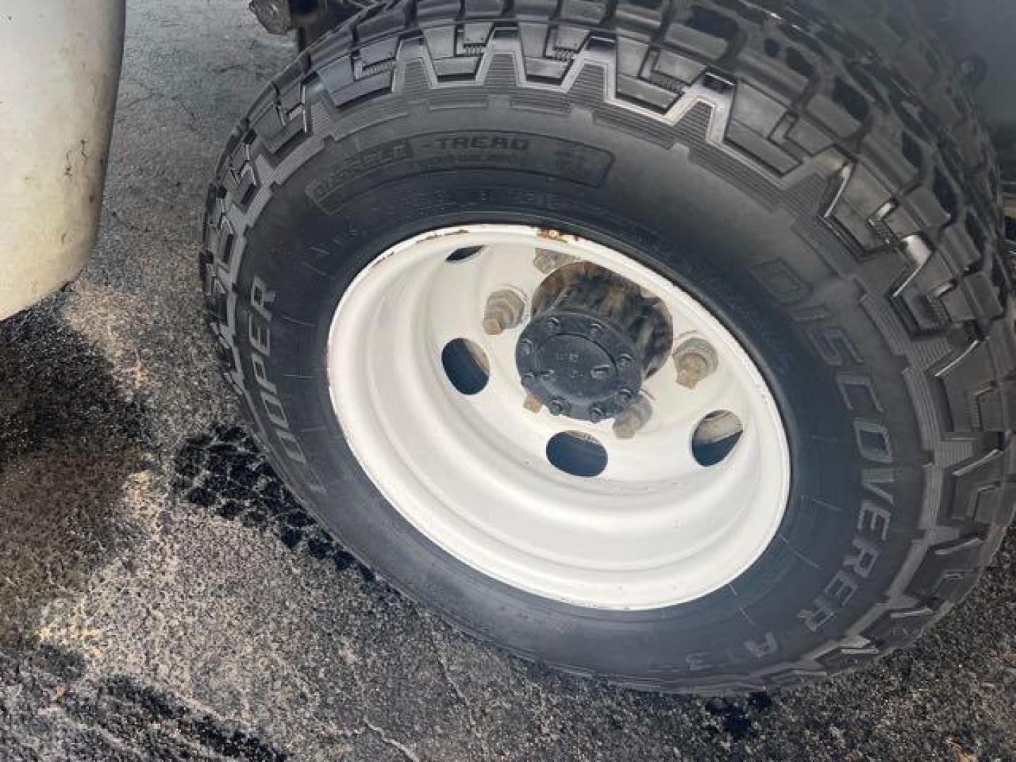 2012 White Isuzu NPR (JALC4W163C7) , Automatic transmission, located at 25355 Eames Street, Channahon, IL, 60410, (815) 467-1807, 41.429108, -88.228432 - Photo#11
