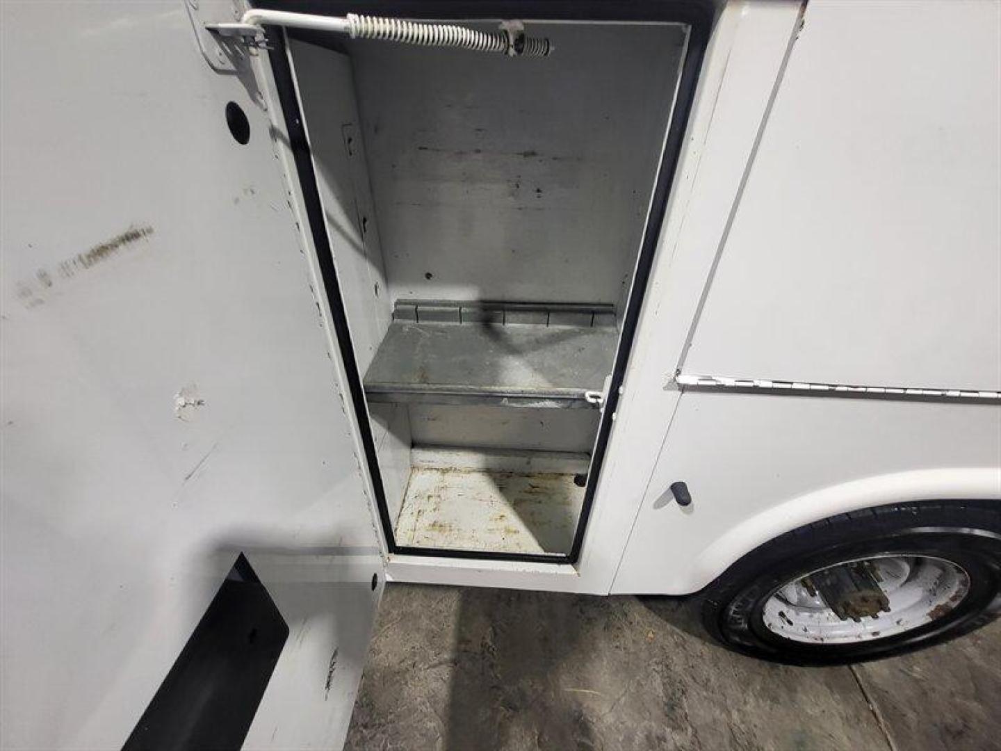 2015 White Ford E-Series Van Base Cutaway (1FDWE3FL9FD) with an Triton 5.4L Flex Fuel V8 255hp 350ft. lbs. engine, Automatic transmission, located at 25355 Eames Street, Channahon, IL, 60410, (815) 467-1807, 41.429108, -88.228432 - ** KNAPHEIDE PLUMBERS UTILITY BODY, CLEAN LOCAL TRADE! ** If you're ready for a different, no hassle and pleasant car buying experience, then give us a chance! We're breaking the standard Car Sales mold and making one of our very own you'll be sure to appreciate! So, why buy from Crase Auto Connecti - Photo#22