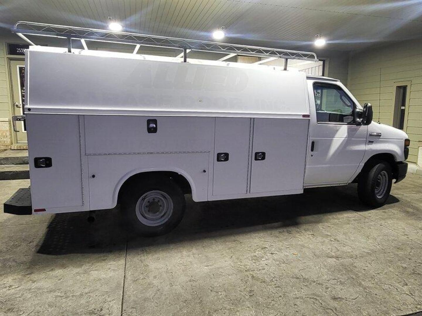 2015 White Ford E-Series Van Base Cutaway (1FDWE3FL9FD) with an Triton 5.4L Flex Fuel V8 255hp 350ft. lbs. engine, Automatic transmission, located at 25355 Eames Street, Channahon, IL, 60410, (815) 467-1807, 41.429108, -88.228432 - ** KNAPHEIDE PLUMBERS UTILITY BODY, CLEAN LOCAL TRADE! ** If you're ready for a different, no hassle and pleasant car buying experience, then give us a chance! We're breaking the standard Car Sales mold and making one of our very own you'll be sure to appreciate! So, why buy from Crase Auto Connecti - Photo#3