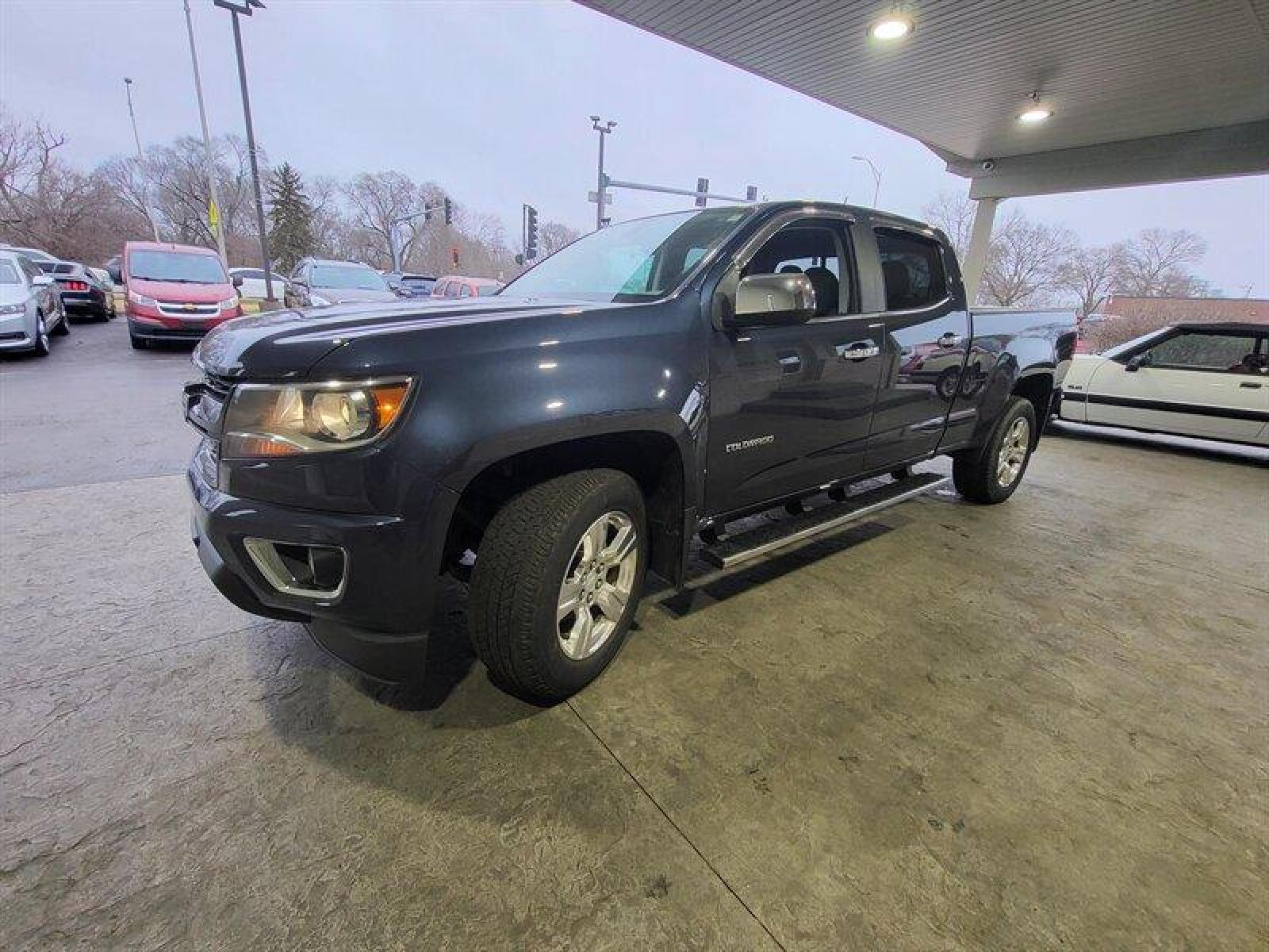 2018 Kinetic Blue Metallic Chevrolet Colorado Z71 (1GCGTDEN1J1) with an 3.6L V6 308hp 275ft. lbs. engine, Automatic transmission, located at 25355 Eames Street, Channahon, IL, 60410, (815) 467-1807, 41.429108, -88.228432 - ** LOCAL TRADE IN, CENTENNIAL EDITION, 6 and 1/2 FOOT BED. **If you're ready for a different, no hassle and pleasant car buying experience, then give us a chance! We're breaking the standard Car Sales mold and making one of our very own you'll be sure to appreciate! So, why buy from Crase Auto Con - Photo #14
