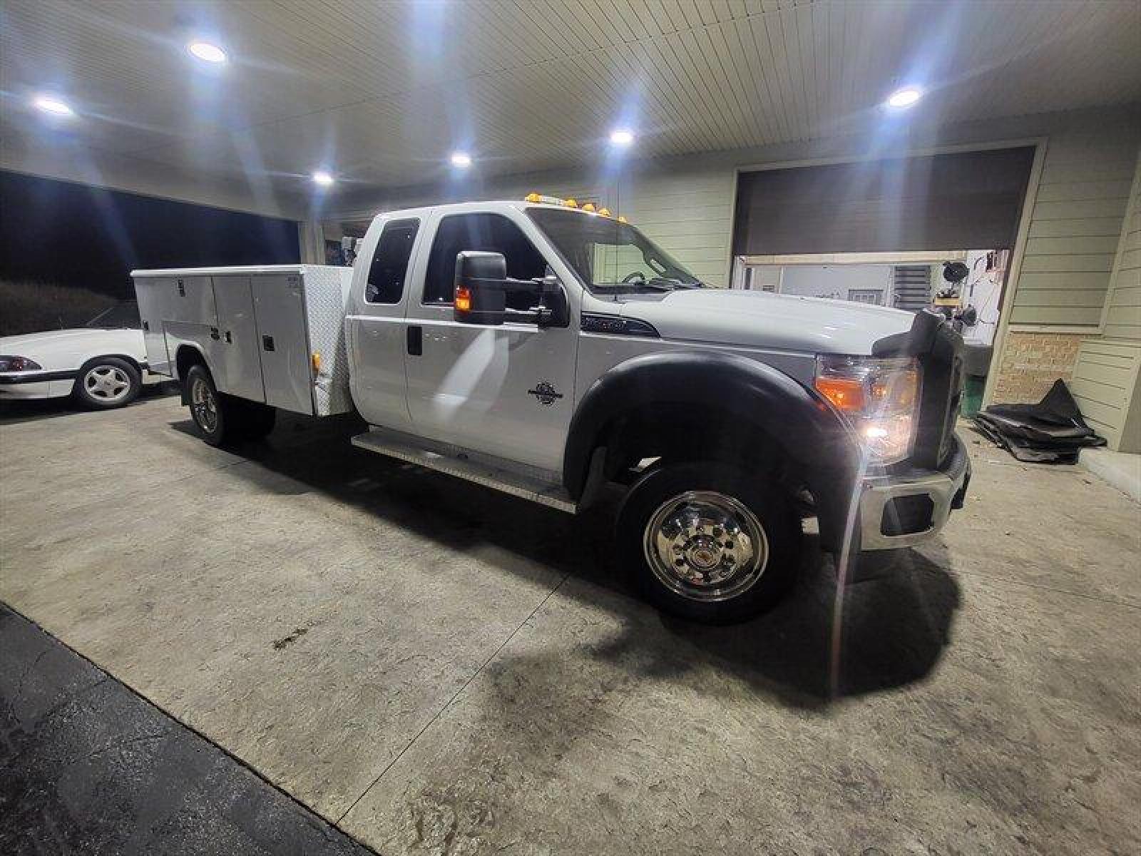2012 White Ford F-450 XL DRW (1FD0X4HT7CE) , located at 25355 Eames Street, Channahon, IL, 60410, (815) 467-1807, 41.429108, -88.228432 - ** LOCAL TRADE IN , 11 FOOT READING UTILITY BODY, TUNED. ** The 2012 Ford F-450 is a powerful and versatile truck with below 96,000 miles, averaging less than 8,000 miles per year. This model comes with a factory default 6.7L Power Stroke V8 Turbo Diesel engine, which provides exceptional power and - Photo #0