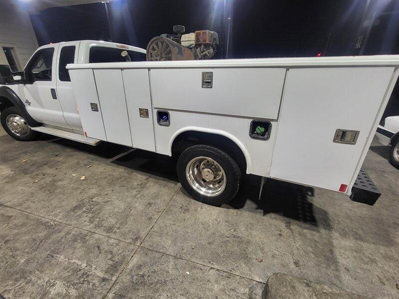 2012 White Ford F-450 XL DRW (1FD0X4HT7CE) , located at 25355 Eames Street, Channahon, IL, 60410, (815) 467-1807, 41.429108, -88.228432 - ** LOCAL TRADE IN , 11 FOOT READING UTILITY BODY, TUNED. ** The 2012 Ford F-450 is a powerful and versatile truck with below 96,000 miles, averaging less than 8,000 miles per year. This model comes with a factory default 6.7L Power Stroke V8 Turbo Diesel engine, which provides exceptional power and - Photo #8
