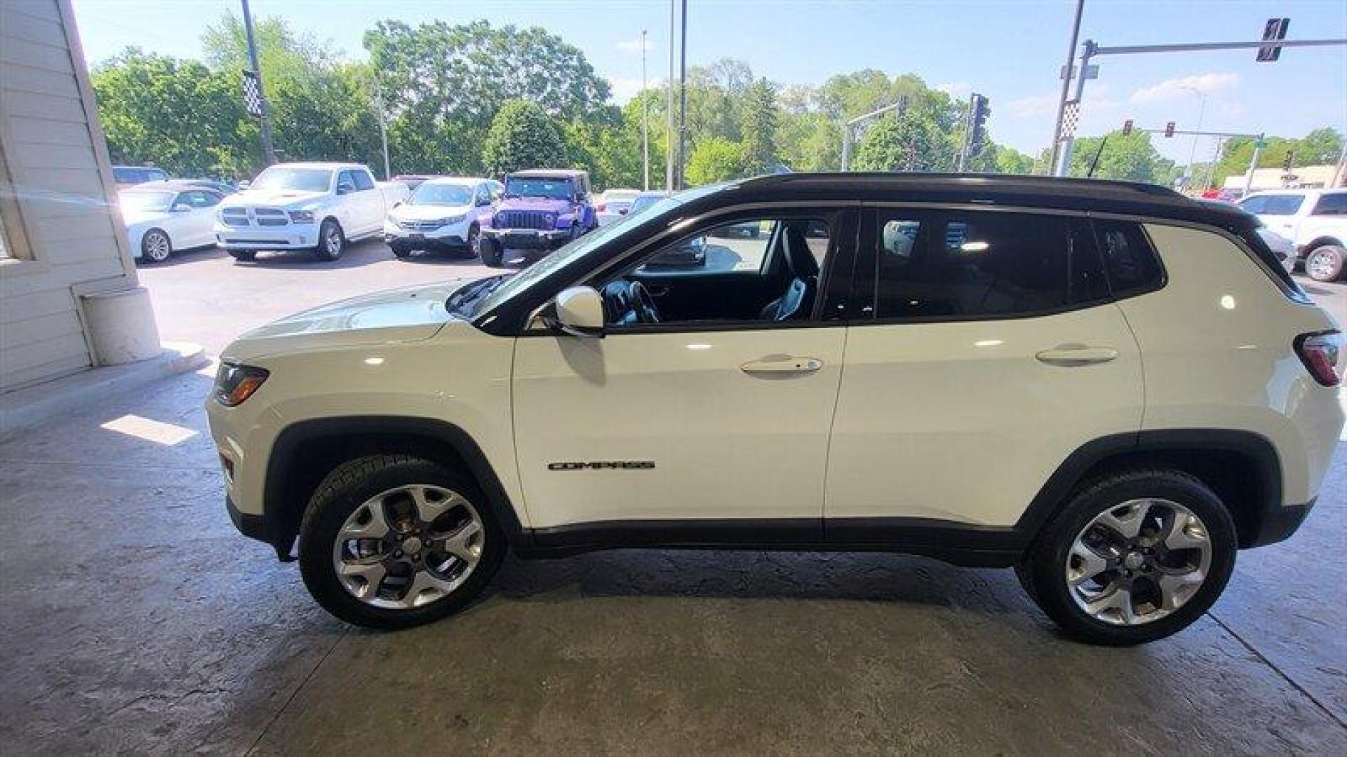 2018 White Clear Coat Jeep Compass Limited (3C4NJDCB6JT) with an Tigershark 2.4L I4 180hp 175ft. lbs. engine, Automatic transmission, located at 25355 Eames Street, Channahon, IL, 60410, (815) 467-1807, 41.429108, -88.228432 - Photo#12