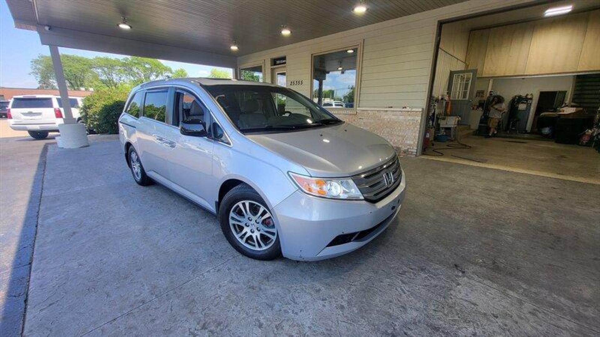 2012 Alabaster Silver Metallic Honda Odyssey EX-L (5FNRL5H68CB) with an 3.5L V6 248hp 250ft. lbs. engine, Automatic transmission, located at 25355 Eames Street, Channahon, IL, 60410, (815) 467-1807, 41.429108, -88.228432 - Photo#0
