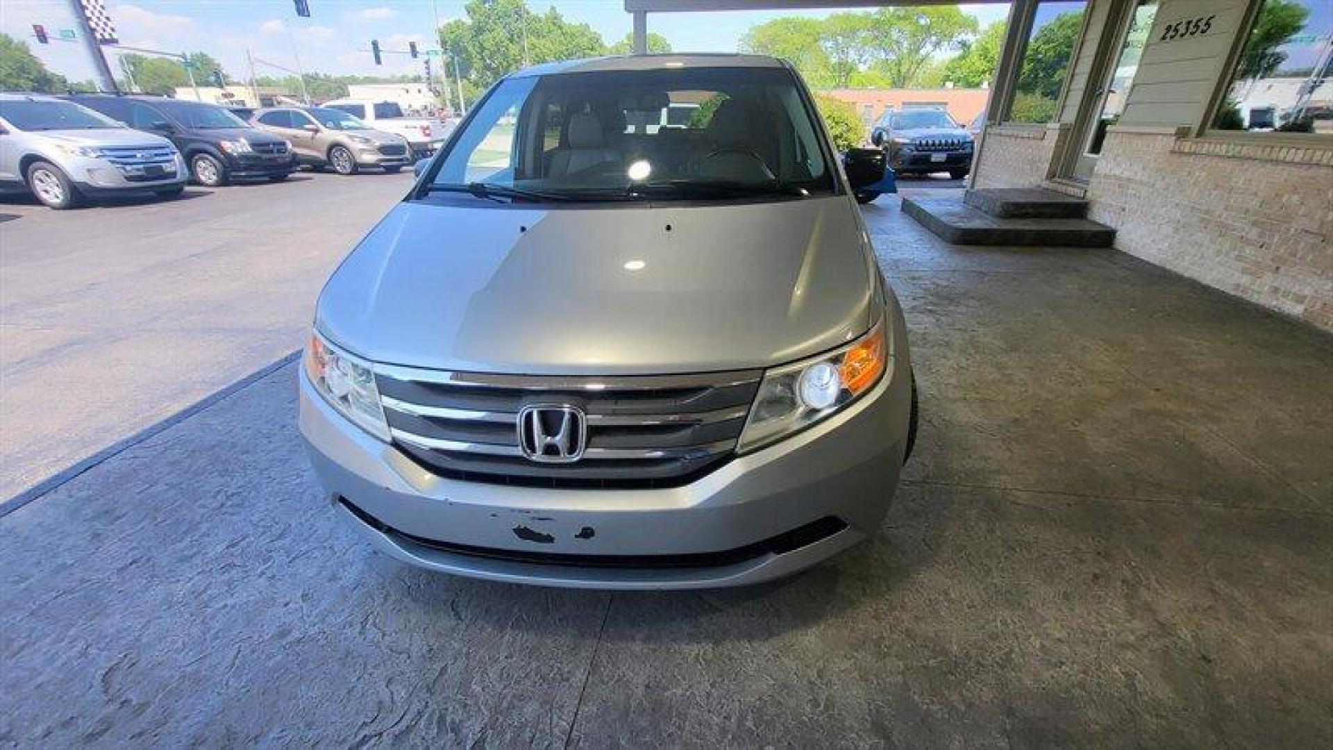 2012 Alabaster Silver Metallic Honda Odyssey EX-L (5FNRL5H68CB) with an 3.5L V6 248hp 250ft. lbs. engine, Automatic transmission, located at 25355 Eames Street, Channahon, IL, 60410, (815) 467-1807, 41.429108, -88.228432 - Photo#12