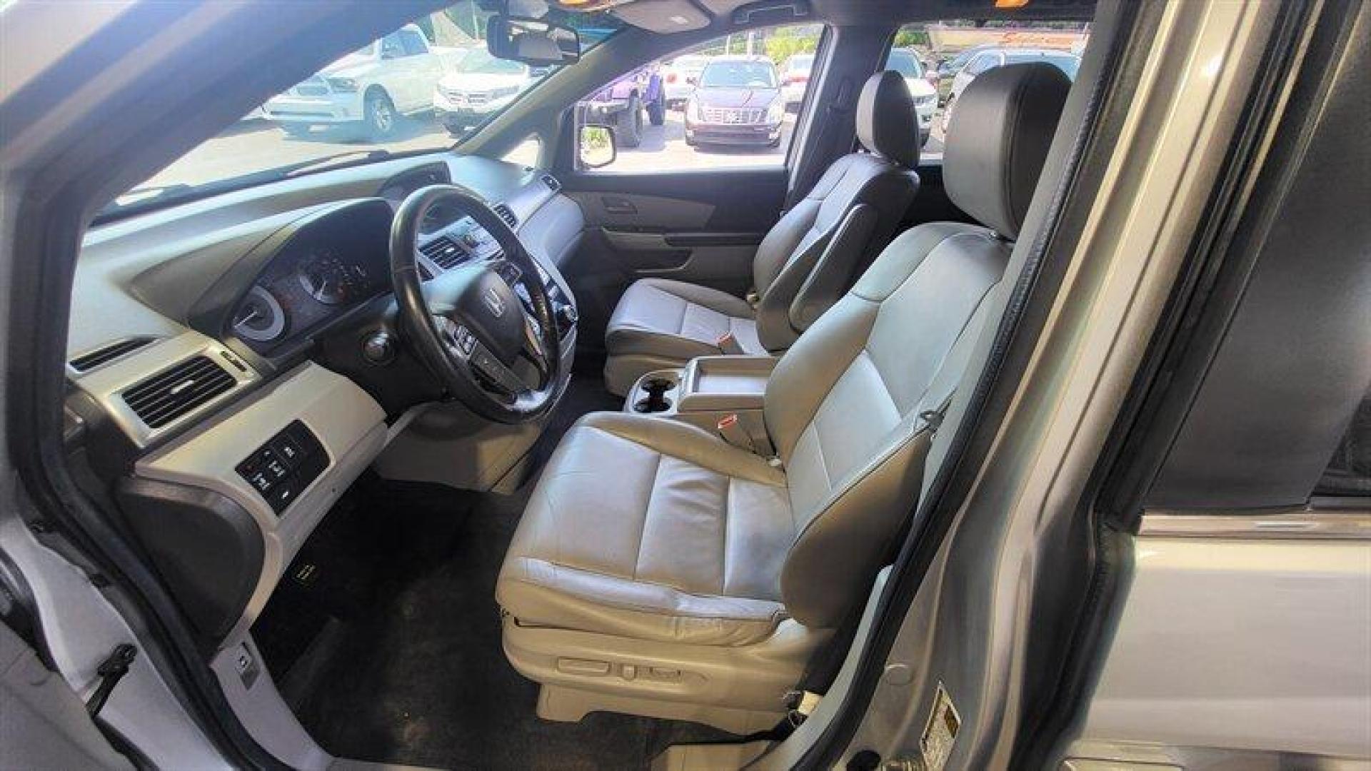 2012 Alabaster Silver Metallic Honda Odyssey EX-L (5FNRL5H68CB) with an 3.5L V6 248hp 250ft. lbs. engine, Automatic transmission, located at 25355 Eames Street, Channahon, IL, 60410, (815) 467-1807, 41.429108, -88.228432 - Photo#13