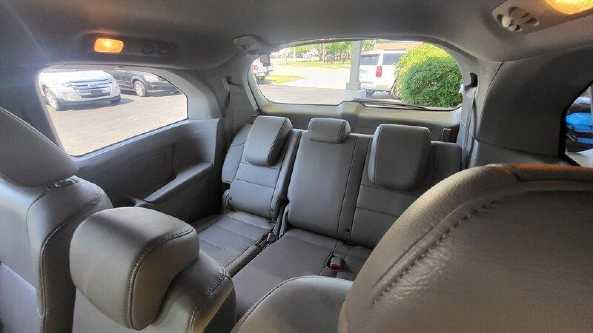 2012 Alabaster Silver Metallic Honda Odyssey EX-L (5FNRL5H68CB) with an 3.5L V6 248hp 250ft. lbs. engine, Automatic transmission, located at 25355 Eames Street, Channahon, IL, 60410, (815) 467-1807, 41.429108, -88.228432 - Photo#28