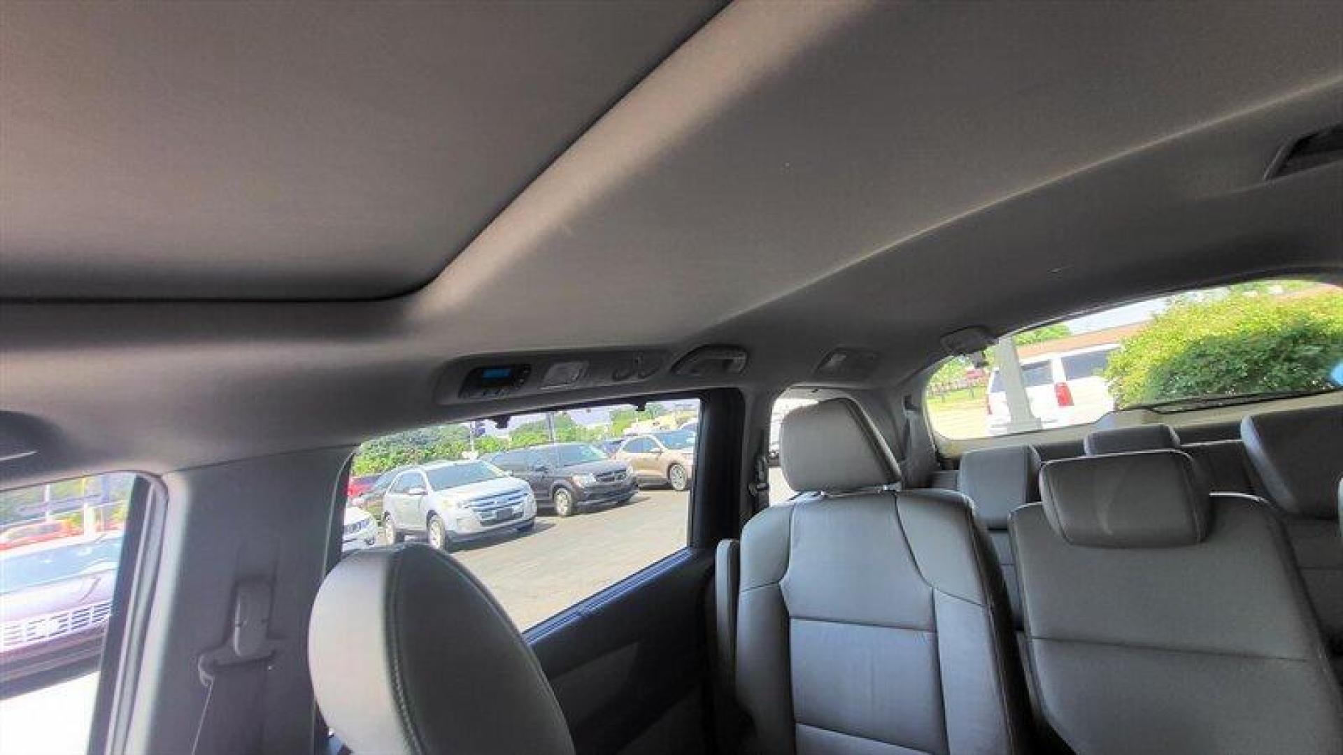 2012 Alabaster Silver Metallic Honda Odyssey EX-L (5FNRL5H68CB) with an 3.5L V6 248hp 250ft. lbs. engine, Automatic transmission, located at 25355 Eames Street, Channahon, IL, 60410, (815) 467-1807, 41.429108, -88.228432 - Photo#31