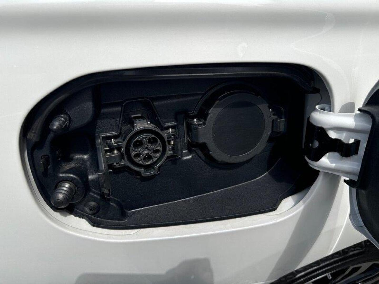 2018 Diamond White Pearl Mitsubishi Outlander PHEV GT (JA4J24A57JZ) with an 2.0L Plug-in Hybrid I4 117hp engine, Automatic transmission, located at 25355 Eames Street, Channahon, IL, 60410, (815) 467-1807, 41.429108, -88.228432 - Introducing the 2018 Mitsubishi Outlander PHEV GT - a sleek and powerful plug-in hybrid SUV that's ready to dominate the road! Powered by a 2.0L Plug-in Hybrid I4 117hp engine, this beast offers an unbeatable combination of performance and fuel efficiency. As soon as you lay eyes on the Diamond Whi - Photo#35