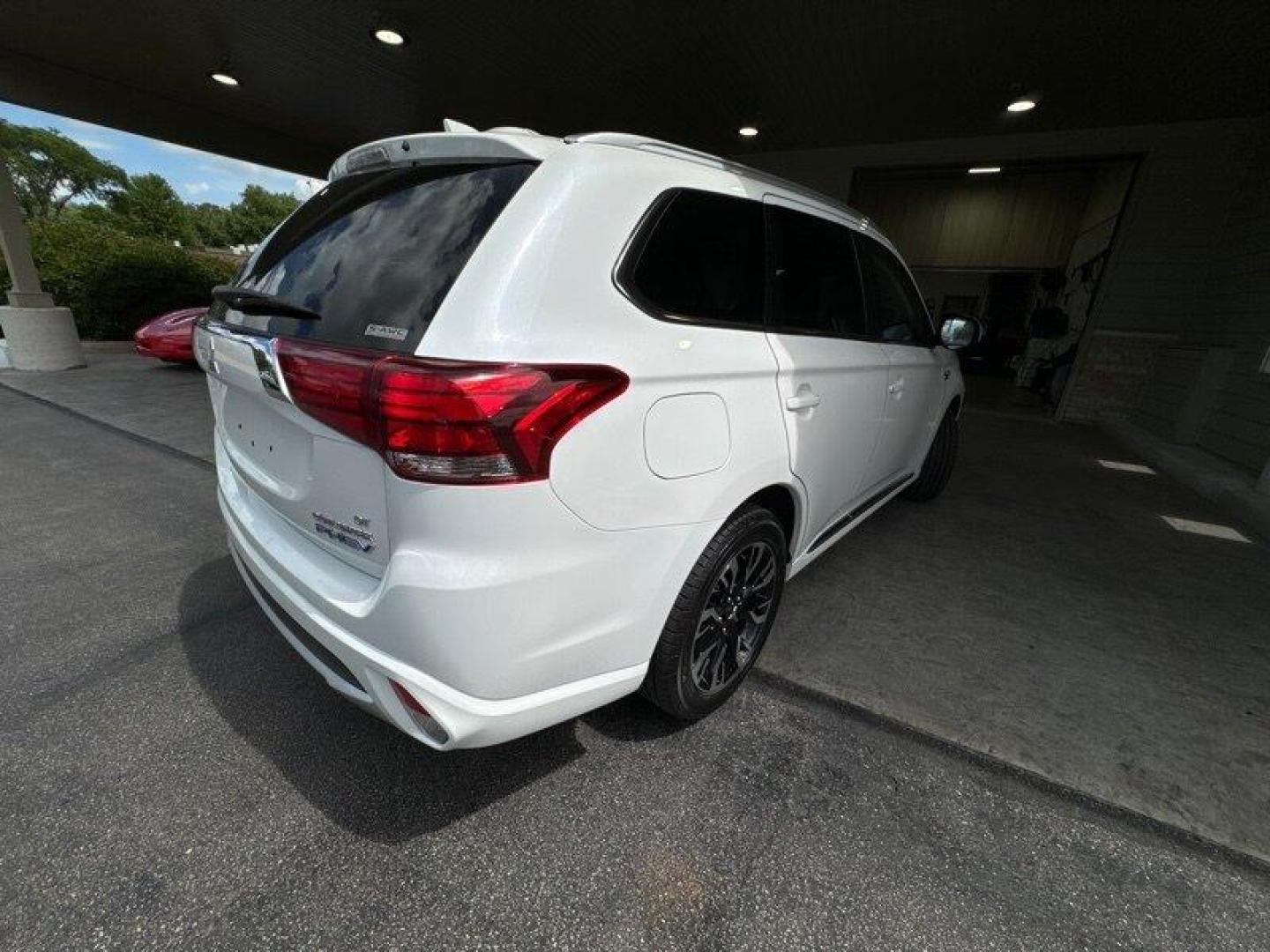 2018 Diamond White Pearl Mitsubishi Outlander PHEV GT (JA4J24A57JZ) with an 2.0L Plug-in Hybrid I4 117hp engine, Automatic transmission, located at 25355 Eames Street, Channahon, IL, 60410, (815) 467-1807, 41.429108, -88.228432 - Introducing the 2018 Mitsubishi Outlander PHEV GT - a sleek and powerful plug-in hybrid SUV that's ready to dominate the road! Powered by a 2.0L Plug-in Hybrid I4 117hp engine, this beast offers an unbeatable combination of performance and fuel efficiency. As soon as you lay eyes on the Diamond Whi - Photo#3