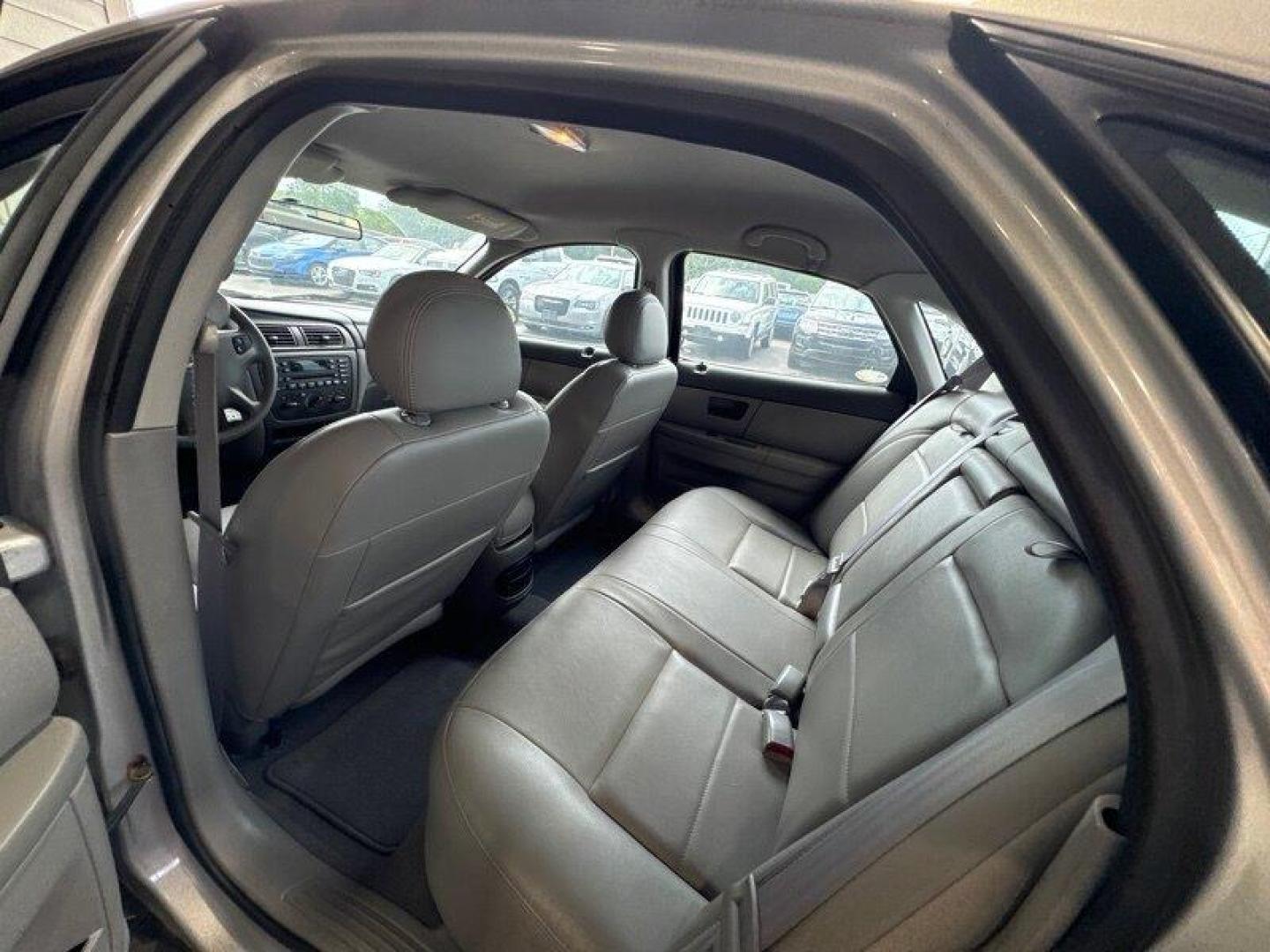 2003 Silver Frost Clearcoat Metallic Ford Taurus SES (1FAFP55U83A) with an 3.0L NA V6 overhead valves (OHV) 12V engine, Automatic transmission, located at 25355 Eames Street, Channahon, IL, 60410, (815) 467-1807, 41.429108, -88.228432 - Photo#14