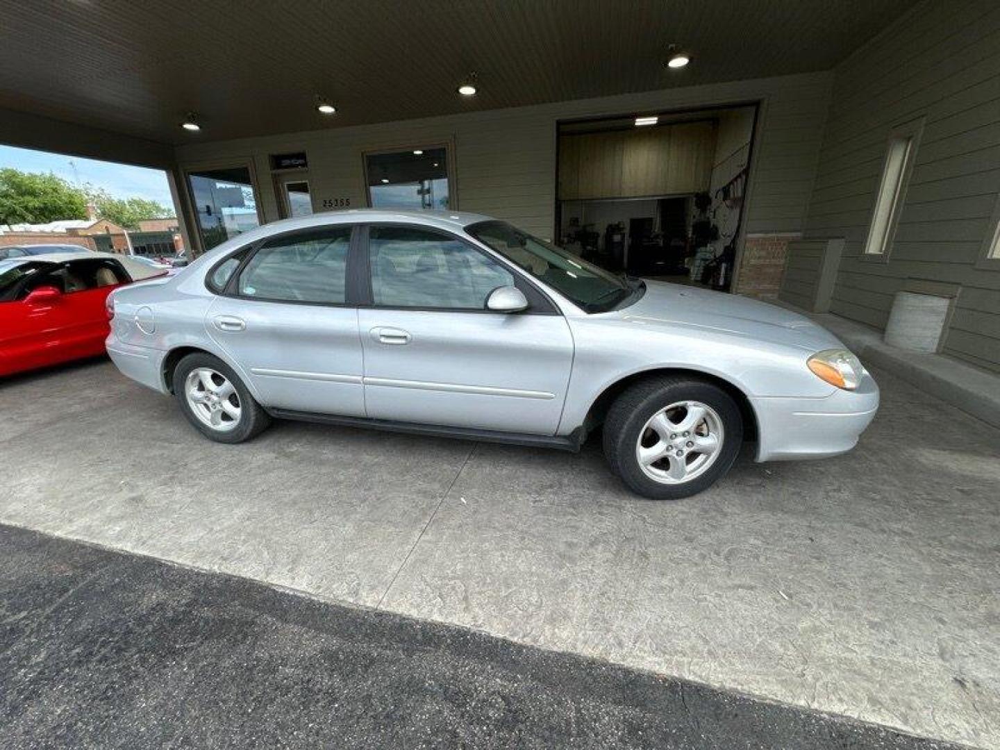 2003 Silver Frost Clearcoat Metallic Ford Taurus SES (1FAFP55U83A) with an 3.0L NA V6 overhead valves (OHV) 12V engine, Automatic transmission, located at 25355 Eames Street, Channahon, IL, 60410, (815) 467-1807, 41.429108, -88.228432 - Photo#1