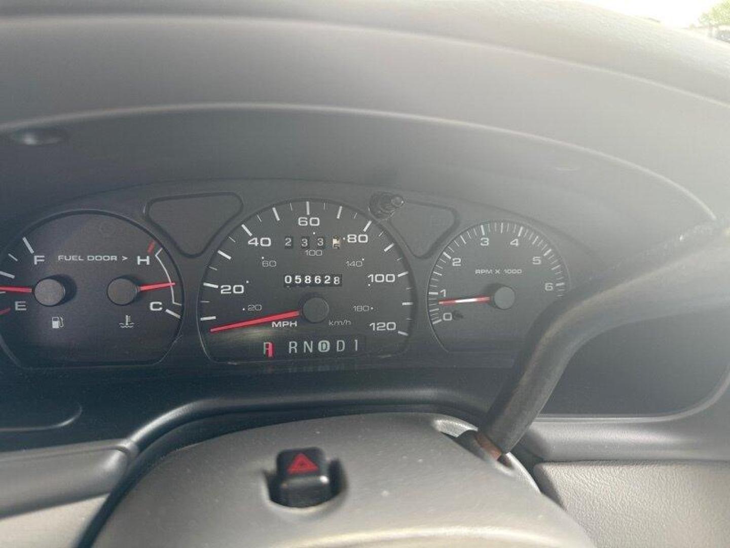 2003 Silver Frost Clearcoat Metallic Ford Taurus SES (1FAFP55U83A) with an 3.0L NA V6 overhead valves (OHV) 12V engine, Automatic transmission, located at 25355 Eames Street, Channahon, IL, 60410, (815) 467-1807, 41.429108, -88.228432 - Photo#20