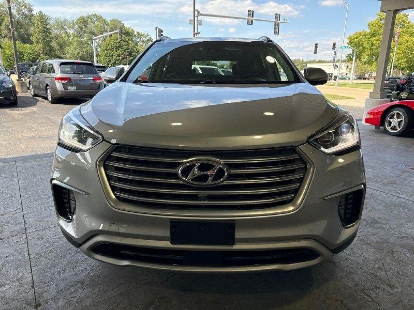 2017 Iron Frost Hyundai SANTA FE SE Ultimate (KM8SRDHF5HU) with an 3.3L V6 290hp 252ft. lbs. engine, Automatic transmission, located at 25355 Eames Street, Channahon, IL, 60410, (815) 467-1807, 41.429108, -88.228432 - Photo#9