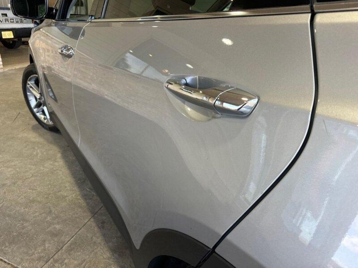 2017 Iron Frost Hyundai SANTA FE SE Ultimate (KM8SRDHF5HU) with an 3.3L V6 290hp 252ft. lbs. engine, Automatic transmission, located at 25355 Eames Street, Channahon, IL, 60410, (815) 467-1807, 41.429108, -88.228432 - Photo#10