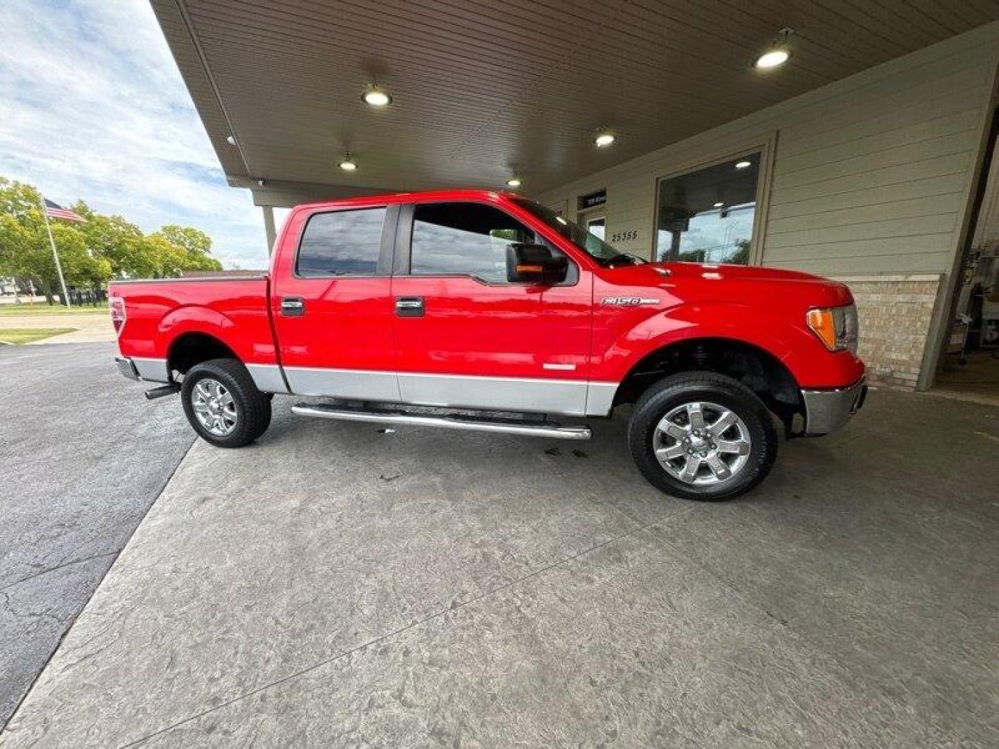 2013 Ingot Silver Metallic Ford F-150 XLT (1FTFW1CT8DK) with an EcoBoost 3.5L Twin Turbo V6 365hp 420ft. lbs. engine, Automatic transmission, located at 25355 Eames Street, Channahon, IL, 60410, (815) 467-1807, 41.429108, -88.228432 - Photo#1