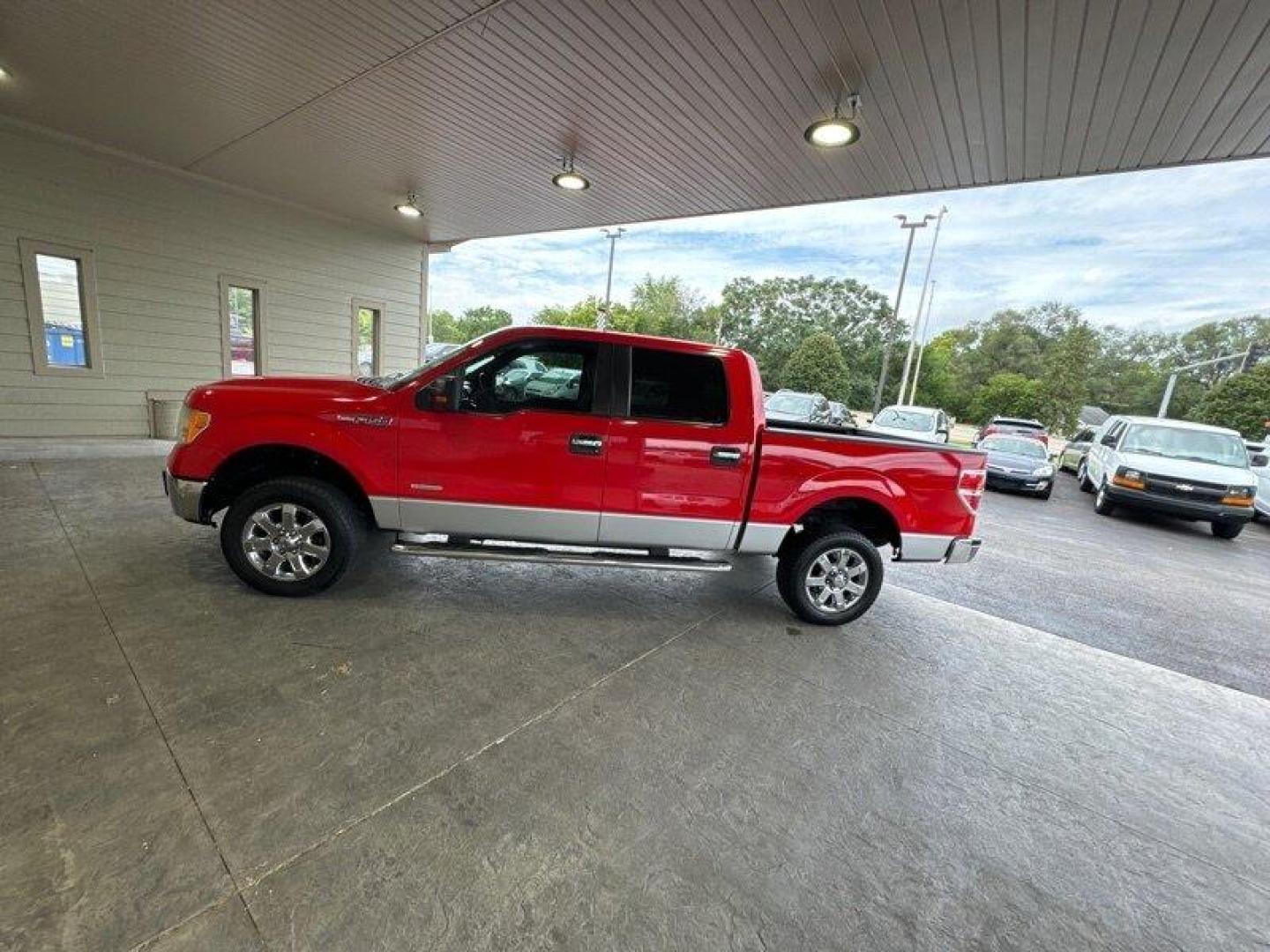 2013 Ingot Silver Metallic Ford F-150 XLT (1FTFW1CT8DK) with an EcoBoost 3.5L Twin Turbo V6 365hp 420ft. lbs. engine, Automatic transmission, located at 25355 Eames Street, Channahon, IL, 60410, (815) 467-1807, 41.429108, -88.228432 - Photo#5