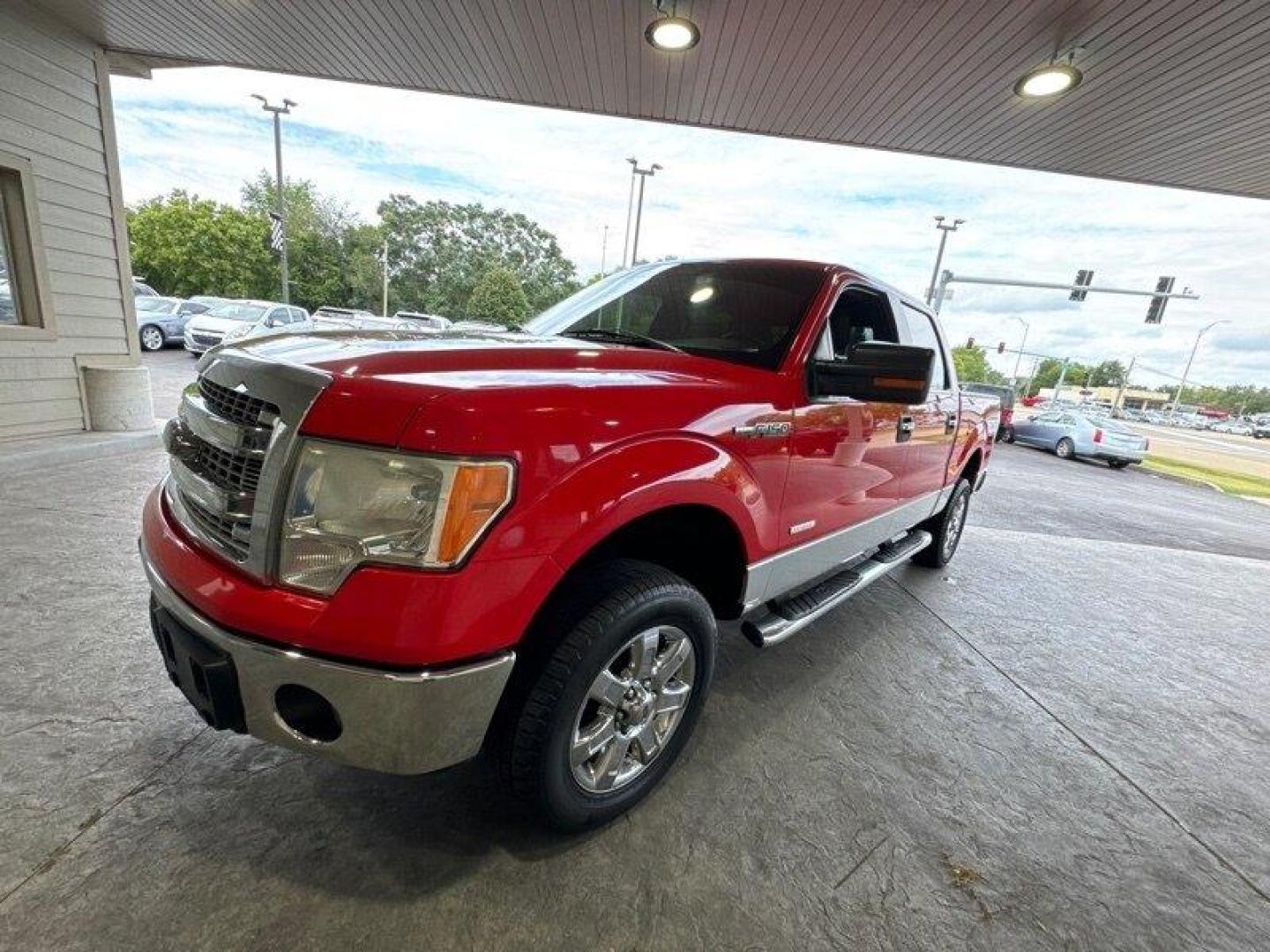 2013 Ingot Silver Metallic Ford F-150 XLT (1FTFW1CT8DK) with an EcoBoost 3.5L Twin Turbo V6 365hp 420ft. lbs. engine, Automatic transmission, located at 25355 Eames Street, Channahon, IL, 60410, (815) 467-1807, 41.429108, -88.228432 - Photo#6