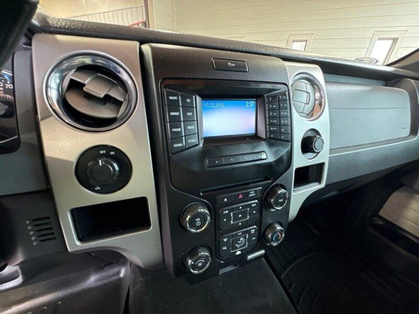 2013 Ingot Silver Metallic Ford F-150 XLT (1FTFW1CT8DK) with an EcoBoost 3.5L Twin Turbo V6 365hp 420ft. lbs. engine, Automatic transmission, located at 25355 Eames Street, Channahon, IL, 60410, (815) 467-1807, 41.429108, -88.228432 - Photo#20
