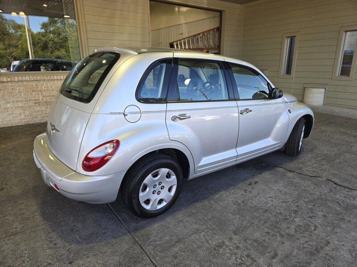 2009 Bright Silver Metallic Clear Coat Chrysler PT Cruiser LX (3A8FY48969T) with an 2.4L I4 150hp 165ft. lbs. engine, Automatic transmission, located at 25355 Eames Street, Channahon, IL, 60410, (815) 467-1807, 41.429108, -88.228432 - Photo#3