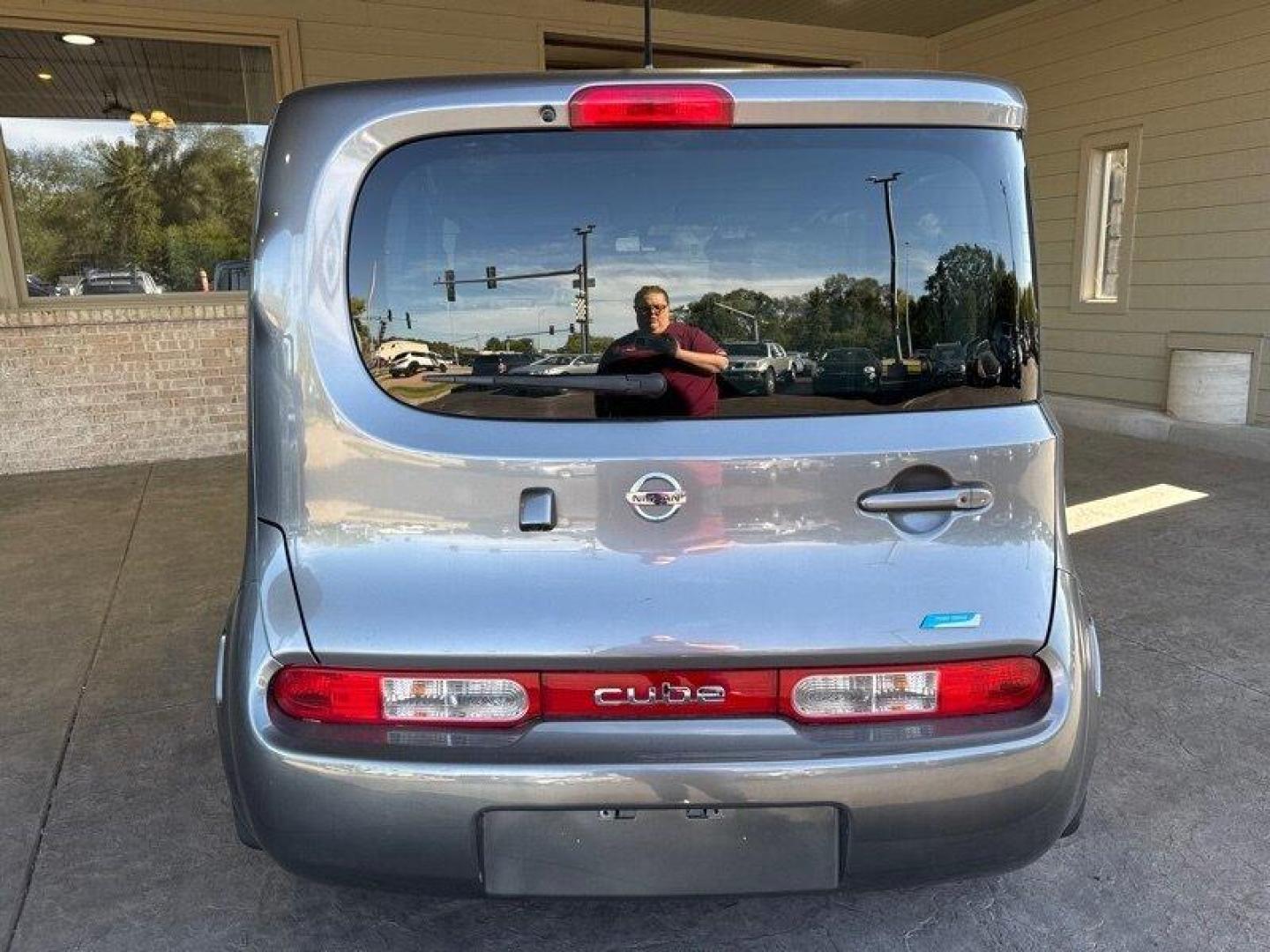 2013 Gun Metallic Nissan cube 1.8 SL (JN8AZ2KR8DT) with an 1.8L I4 122hp 127ft. lbs. engine, Automatic transmission, located at 25355 Eames Street, Channahon, IL, 60410, (815) 467-1807, 41.429108, -88.228432 - Photo#4