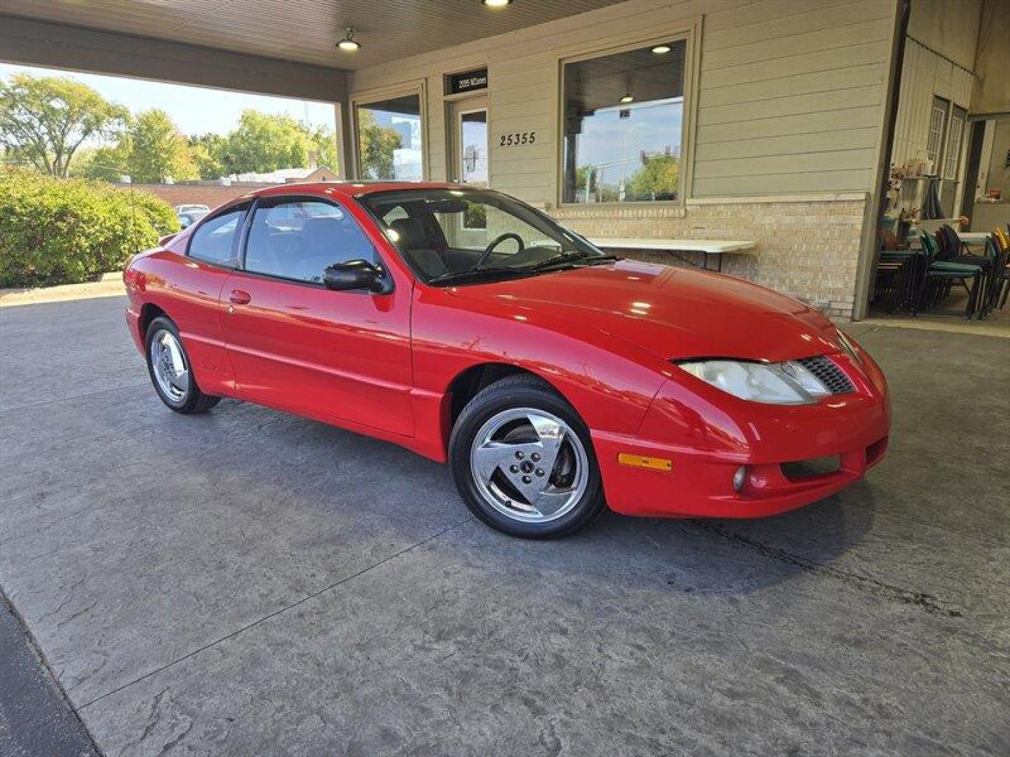 2005 Sport Red Metallic Pontiac Sunfire (3G2JB12F25S) with an 2.2L I4 140 hp 150ft. lbs. DOHC 16V engine, Automatic transmission, located at 25355 Eames Street, Channahon, IL, 60410, (815) 467-1807, 41.429108, -88.228432 - Photo#0