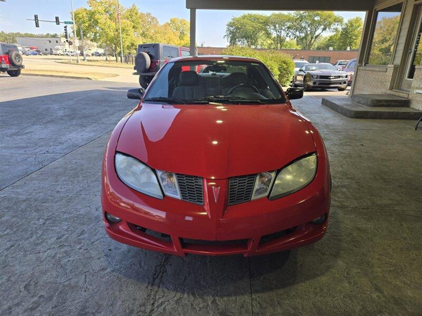 2005 Sport Red Metallic Pontiac Sunfire (3G2JB12F25S) with an 2.2L I4 140 hp 150ft. lbs. DOHC 16V engine, Automatic transmission, located at 25355 Eames Street, Channahon, IL, 60410, (815) 467-1807, 41.429108, -88.228432 - Photo#9