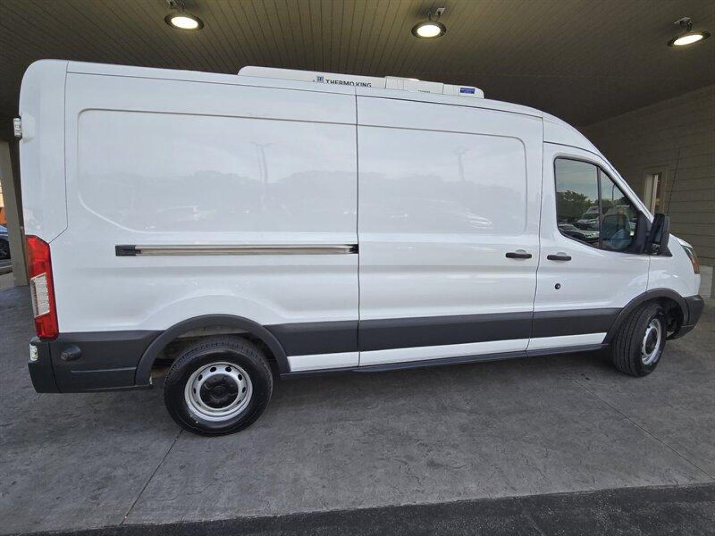 2016 Oxford White Ford Transit (1FTYR2CM8GK) with an 3.7L Flex Fuel V6 275hp 260ft. lbs. engine, Automatic transmission, located at 25355 Eames Street, Channahon, IL, 60410, (815) 467-1807, 41.429108, -88.228432 - Photo#2