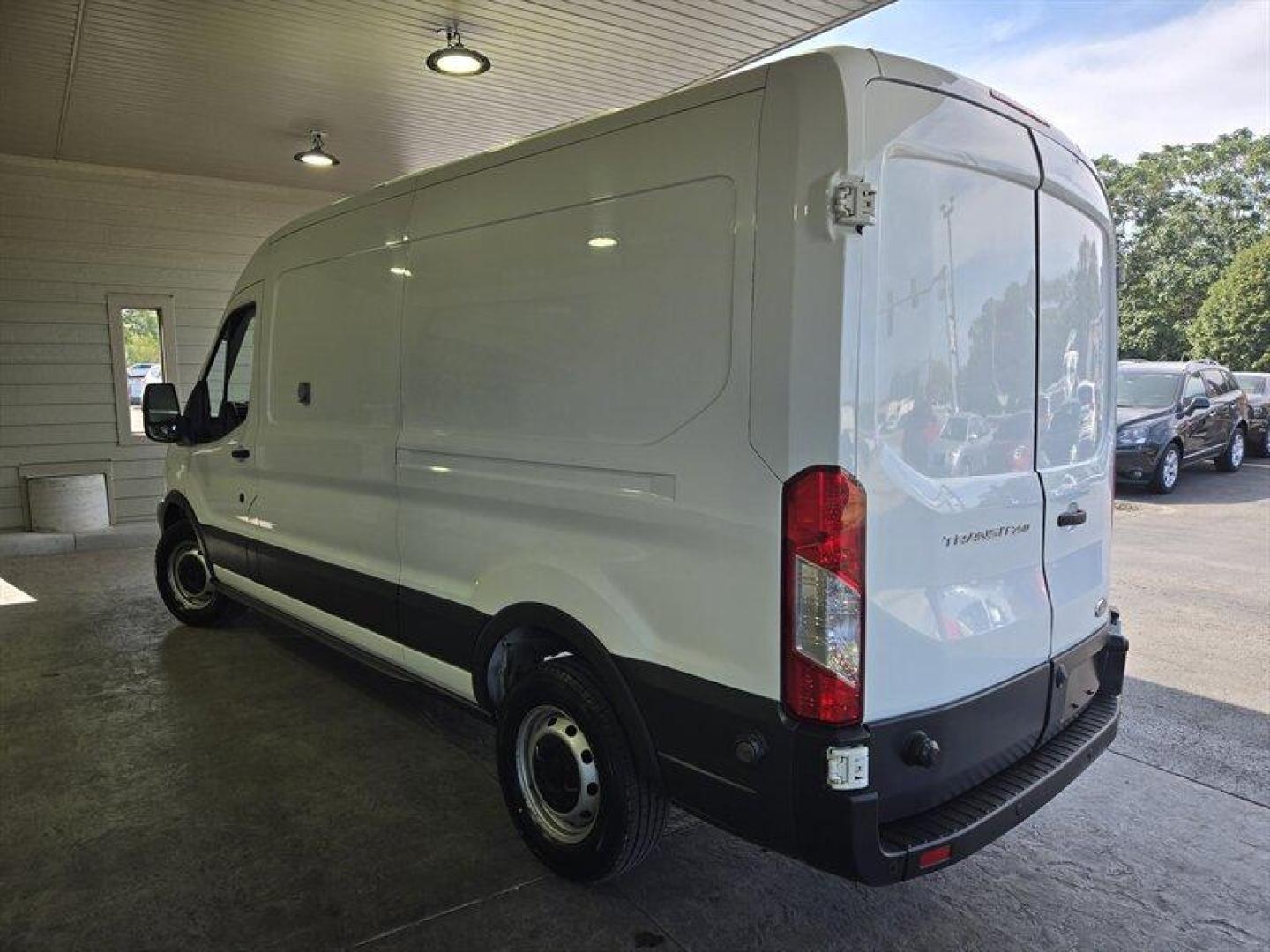 2016 Oxford White Ford Transit (1FTYR2CM8GK) with an 3.7L Flex Fuel V6 275hp 260ft. lbs. engine, Automatic transmission, located at 25355 Eames Street, Channahon, IL, 60410, (815) 467-1807, 41.429108, -88.228432 - Photo#5