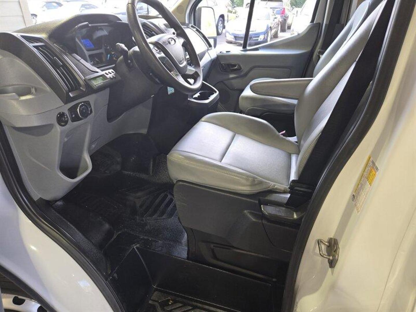 2016 Oxford White Ford Transit (1FTYR2CM8GK) with an 3.7L Flex Fuel V6 275hp 260ft. lbs. engine, Automatic transmission, located at 25355 Eames Street, Channahon, IL, 60410, (815) 467-1807, 41.429108, -88.228432 - Photo#10
